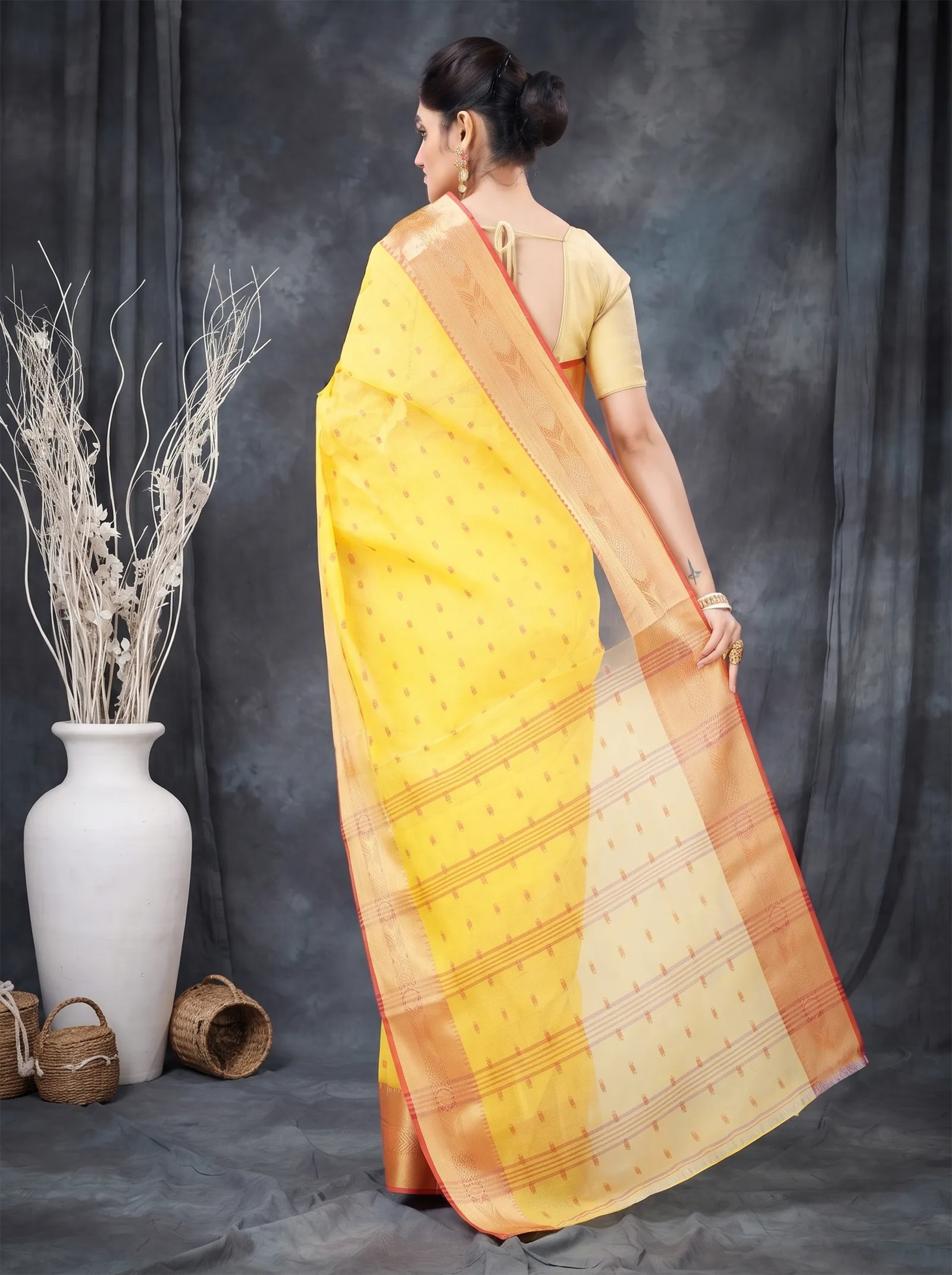 DipDiya Pure Cotton  Traditional Bengali Yellow Artisan Crafted Griva Tant Saree