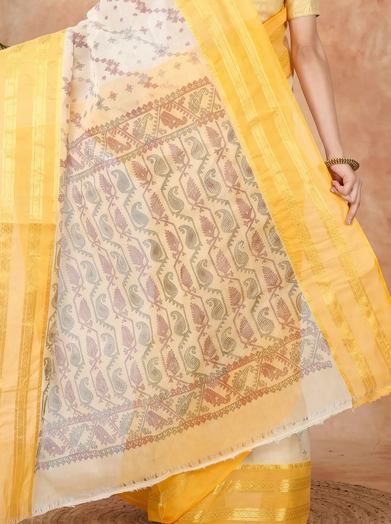 DipDiya Pure Cotton  Traditional Bengali Yellow Artisan Crafted Rashi Print Printed Tant Saree
