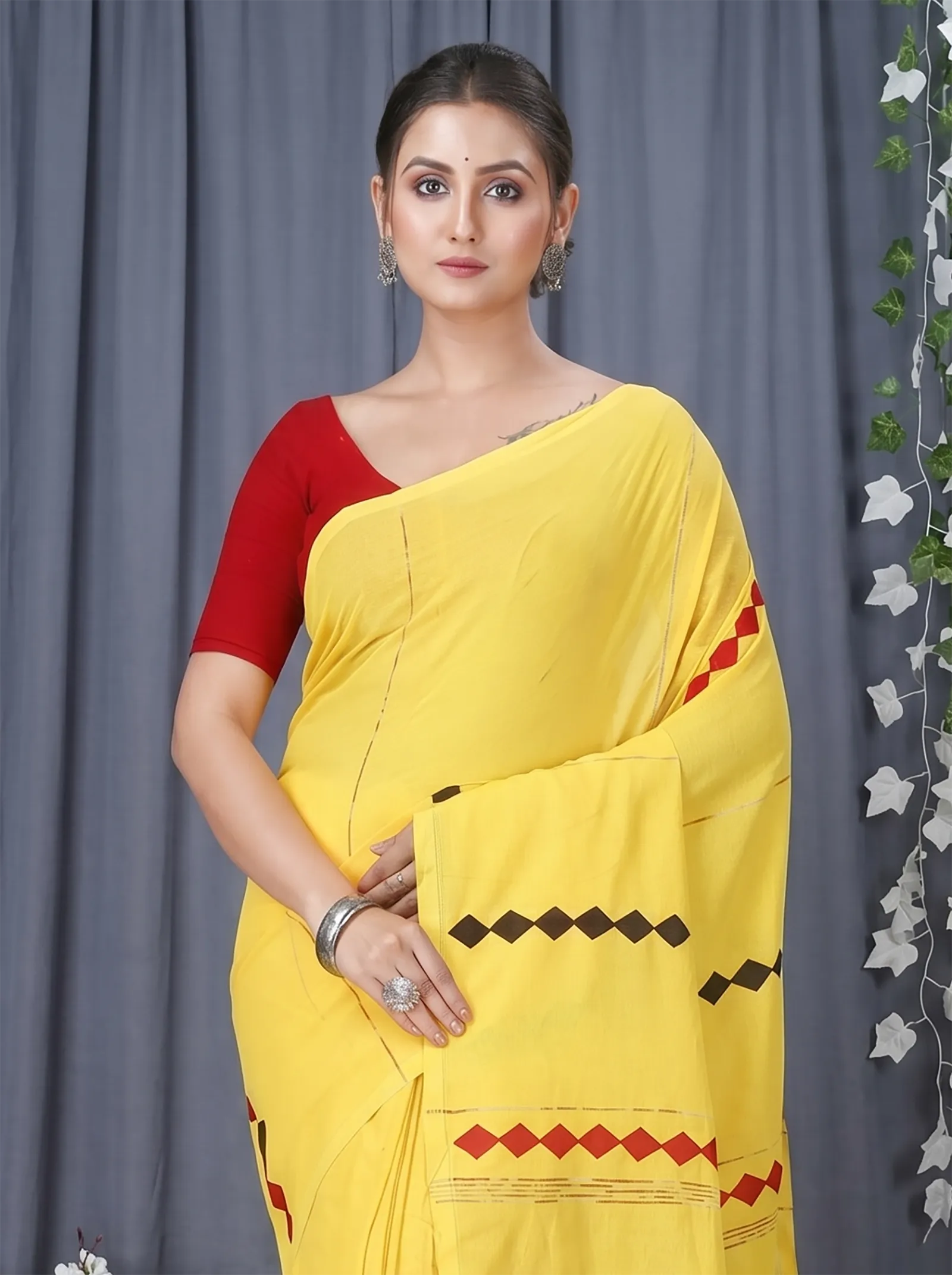 DipDiya Pure Cotton  Traditional Bengali Yellow Artisan Crafted Tika Applique Saree