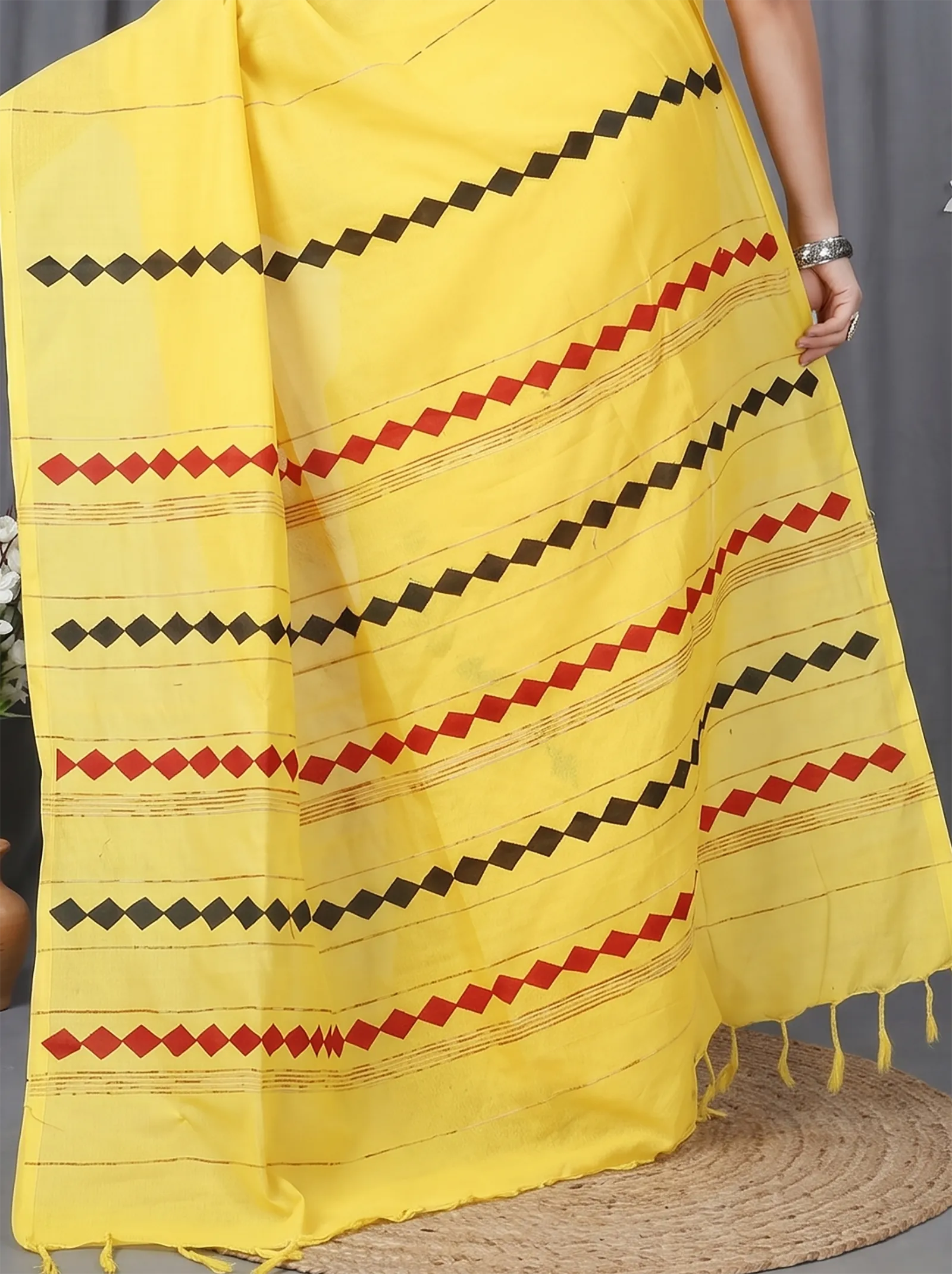 DipDiya Pure Cotton  Traditional Bengali Yellow Artisan Crafted Tika Applique Saree
