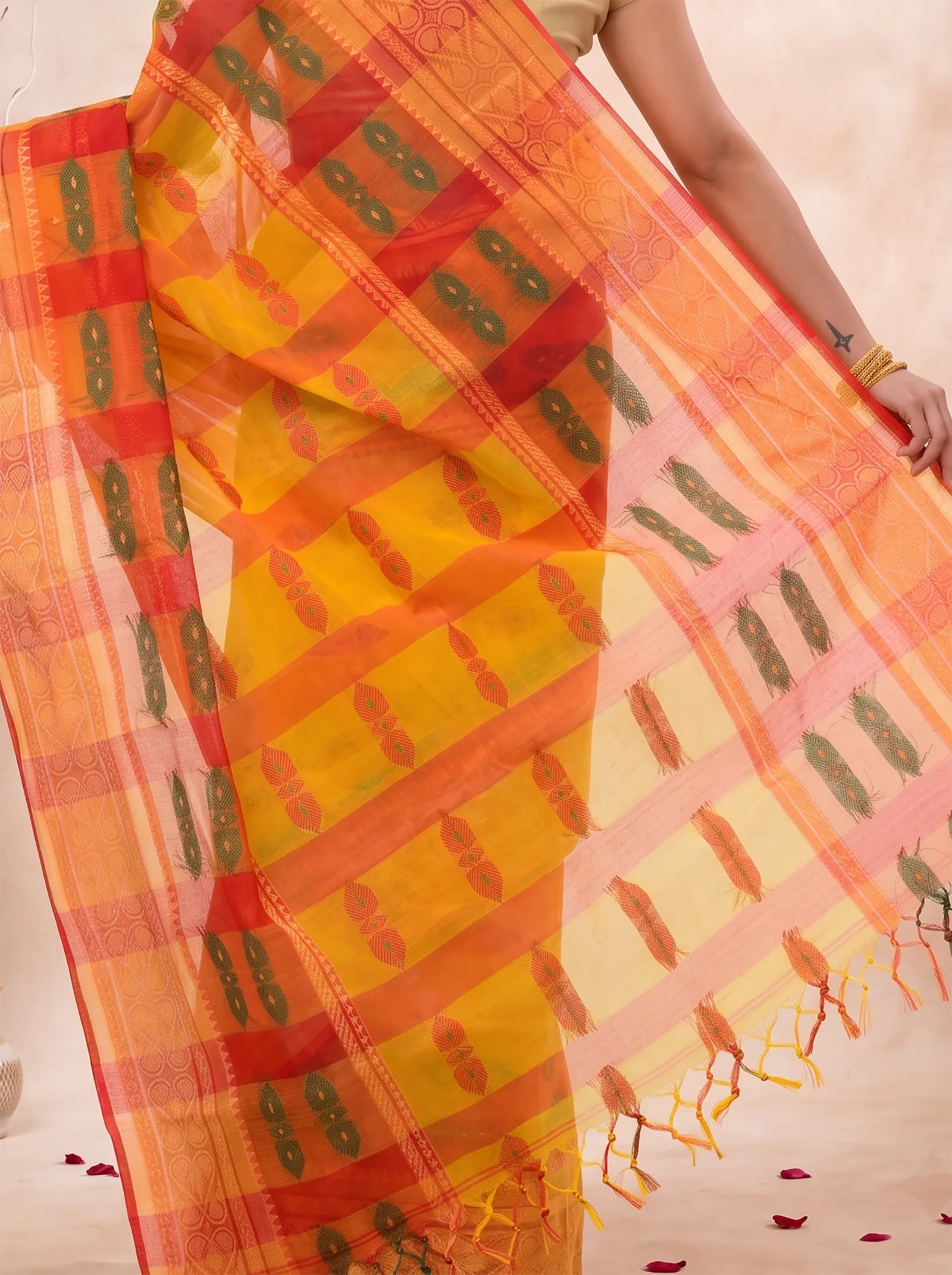 DipDiya Pure Cotton  Traditional Bengali Yellow Red Artisan Crafted Raj Nandi Tant Saree
