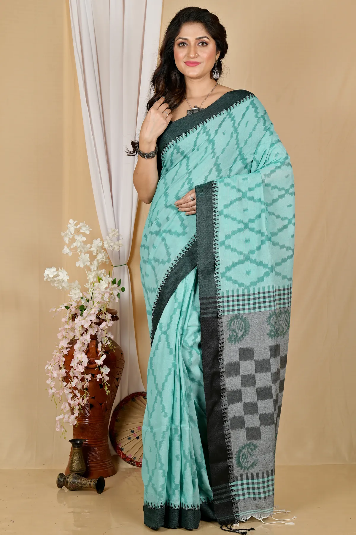 DipDiya Pure Cotton Turquoise Green Seuma Timeless Elegance Handloom Sarees