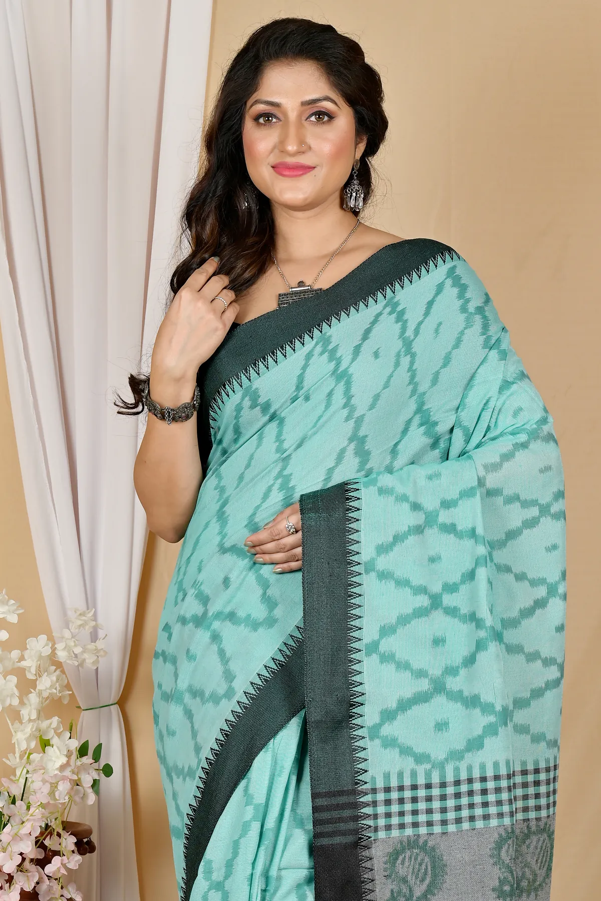 DipDiya Pure Cotton Turquoise Green Seuma Timeless Elegance Handloom Sarees