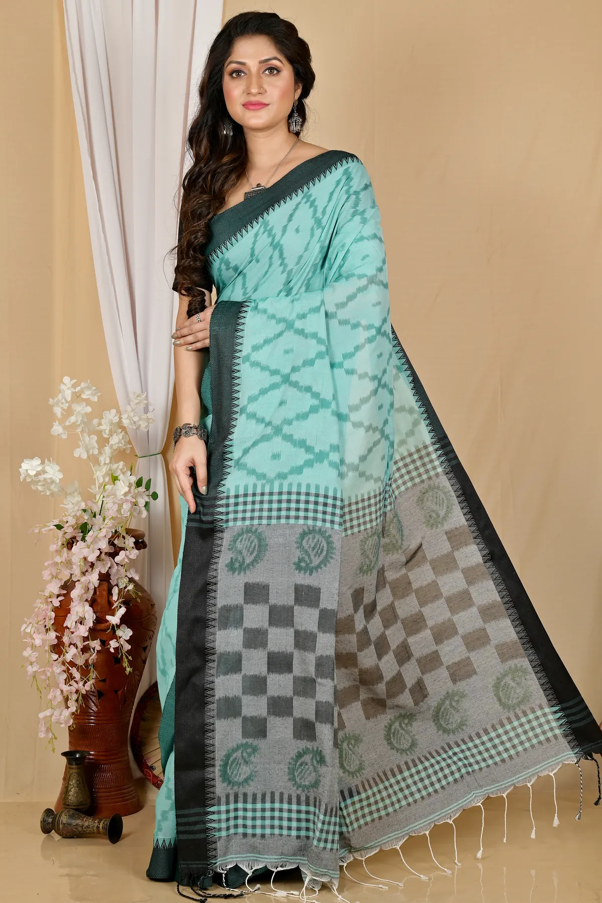DipDiya Pure Cotton Turquoise Green Seuma Timeless Elegance Handloom Sarees