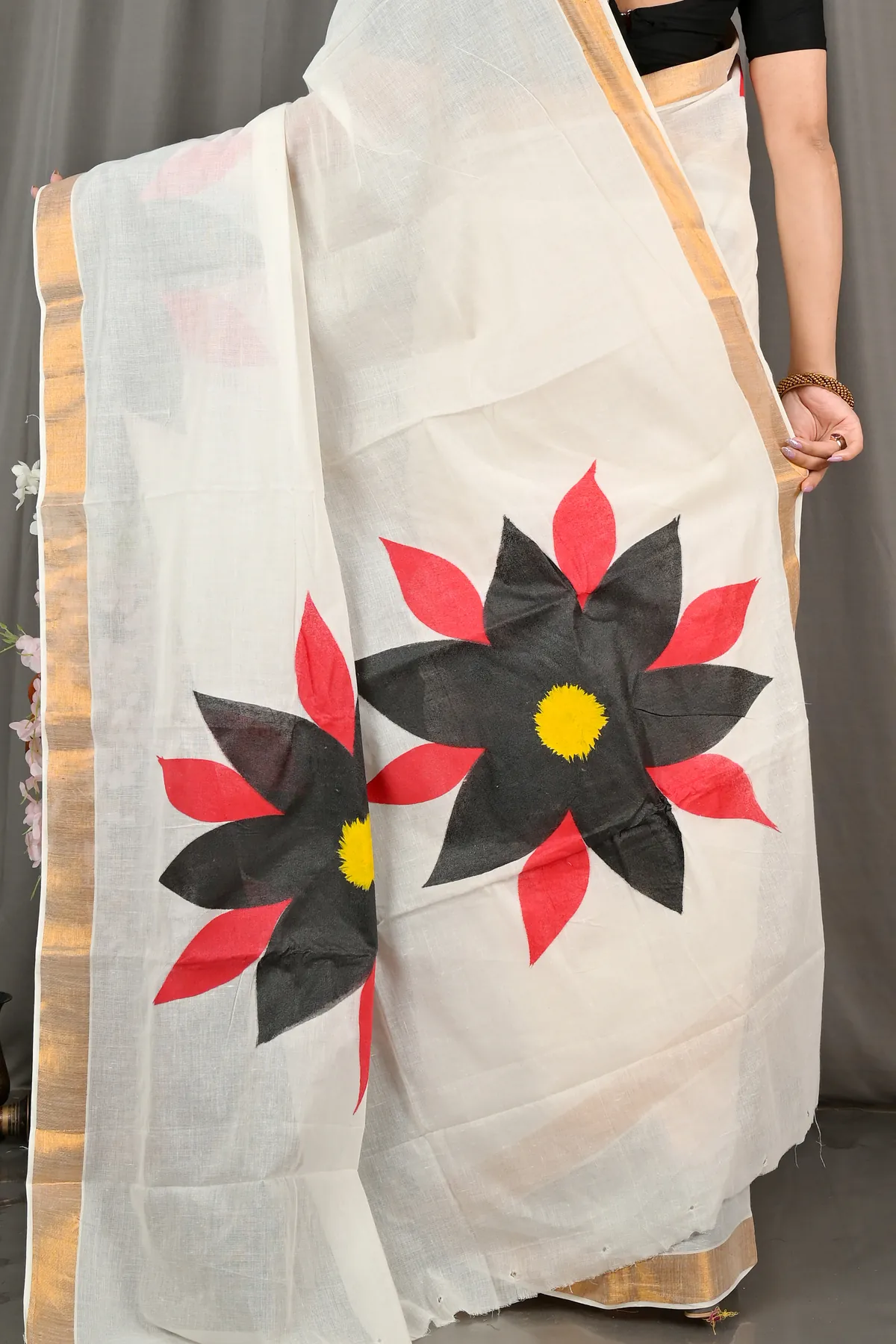 DipDiya Pure Cotton White Black Hataka Heritage Elegances Hand Painted Sarees