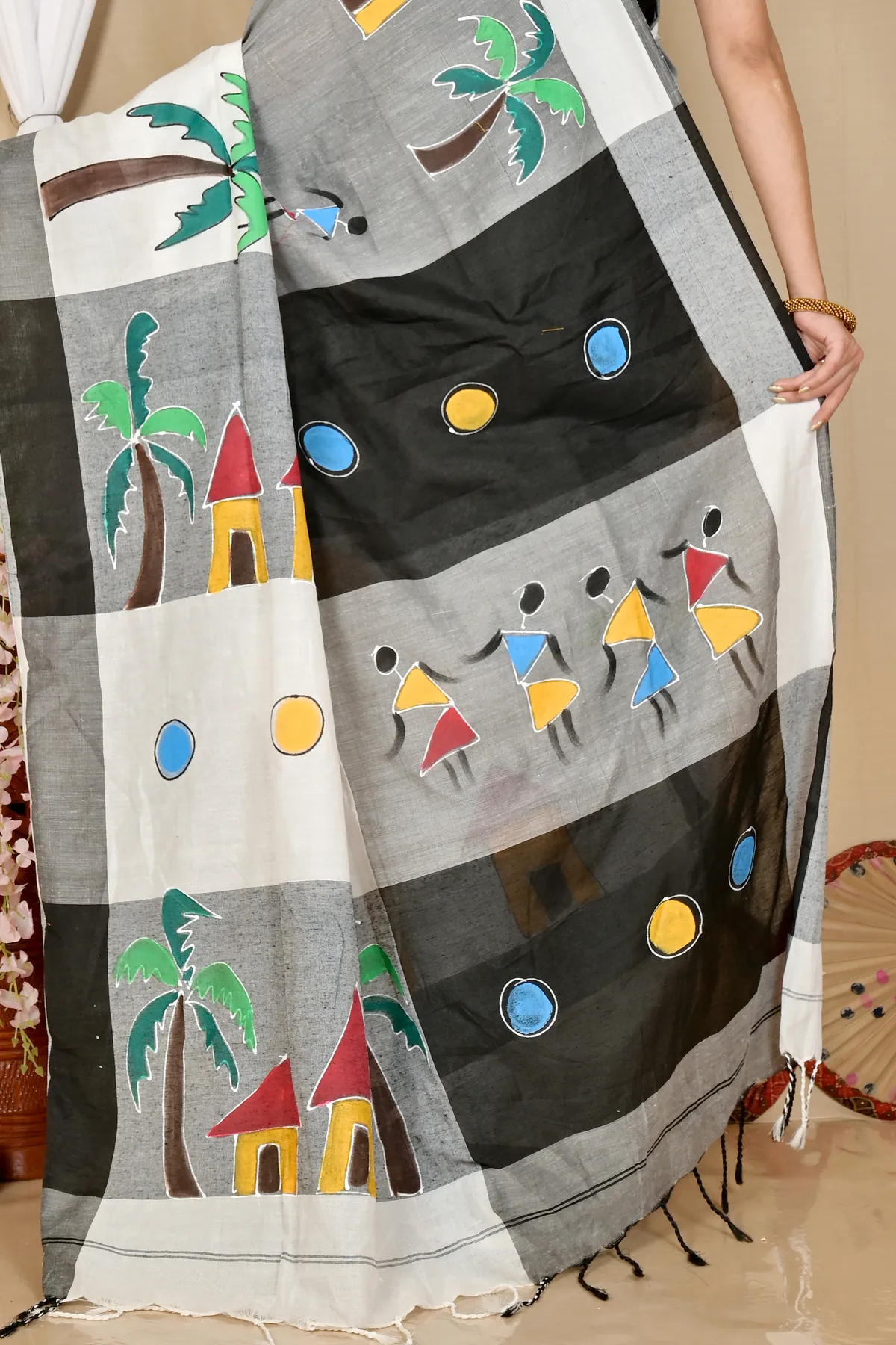 DipDiya Pure Cotton White Black Khadaka Kousiki Heritage Elegance Hand Painted Sarees