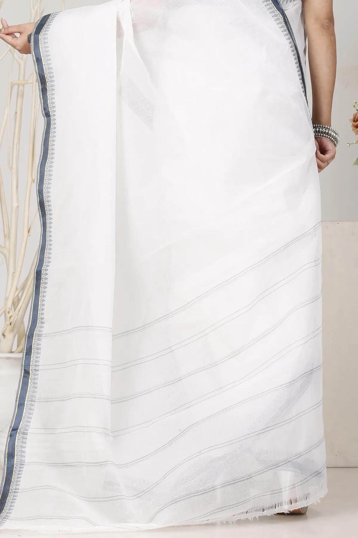 DipDiya Pure Cotton White Black Subra Woven with Love Tant Sarees
