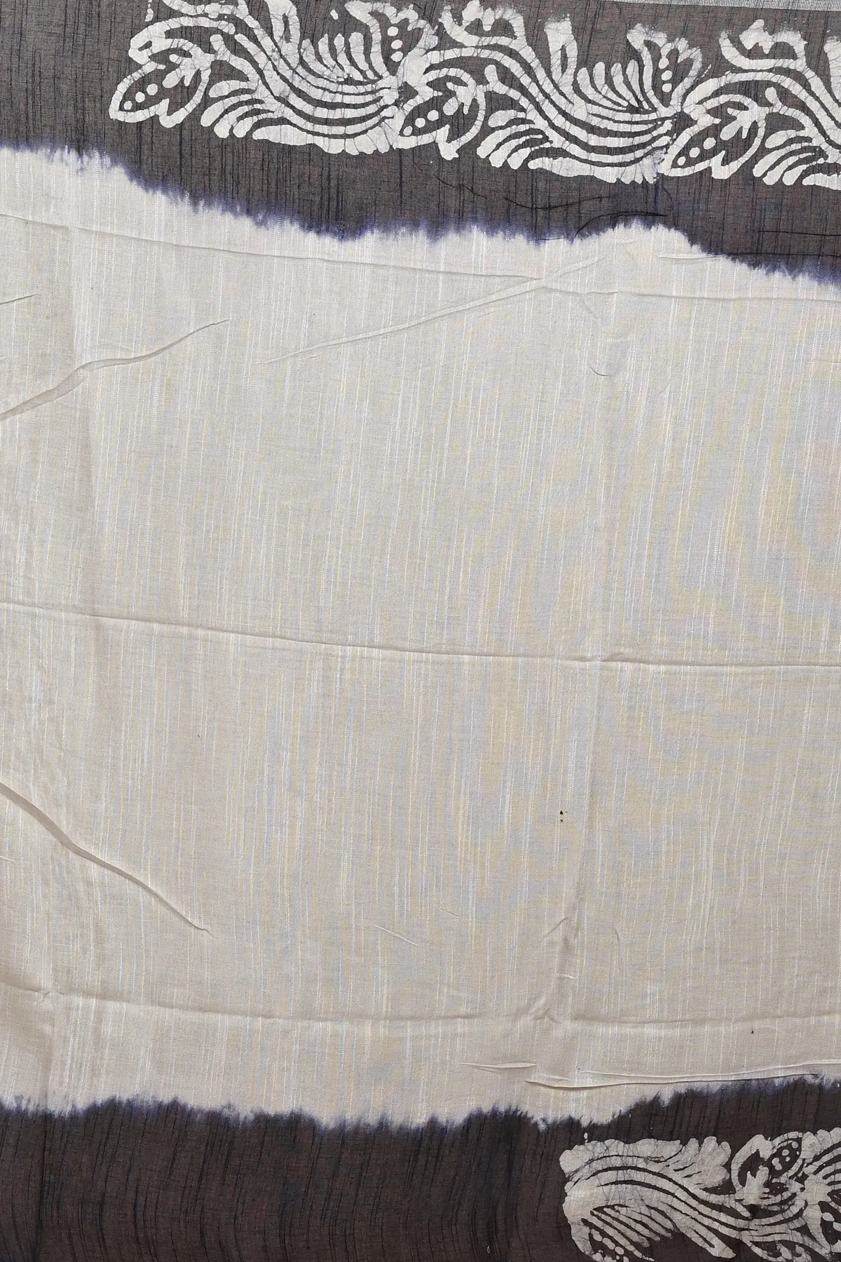 DipDiya Pure Cotton White Blue Batikato Classic Grace Batik Print Sarees