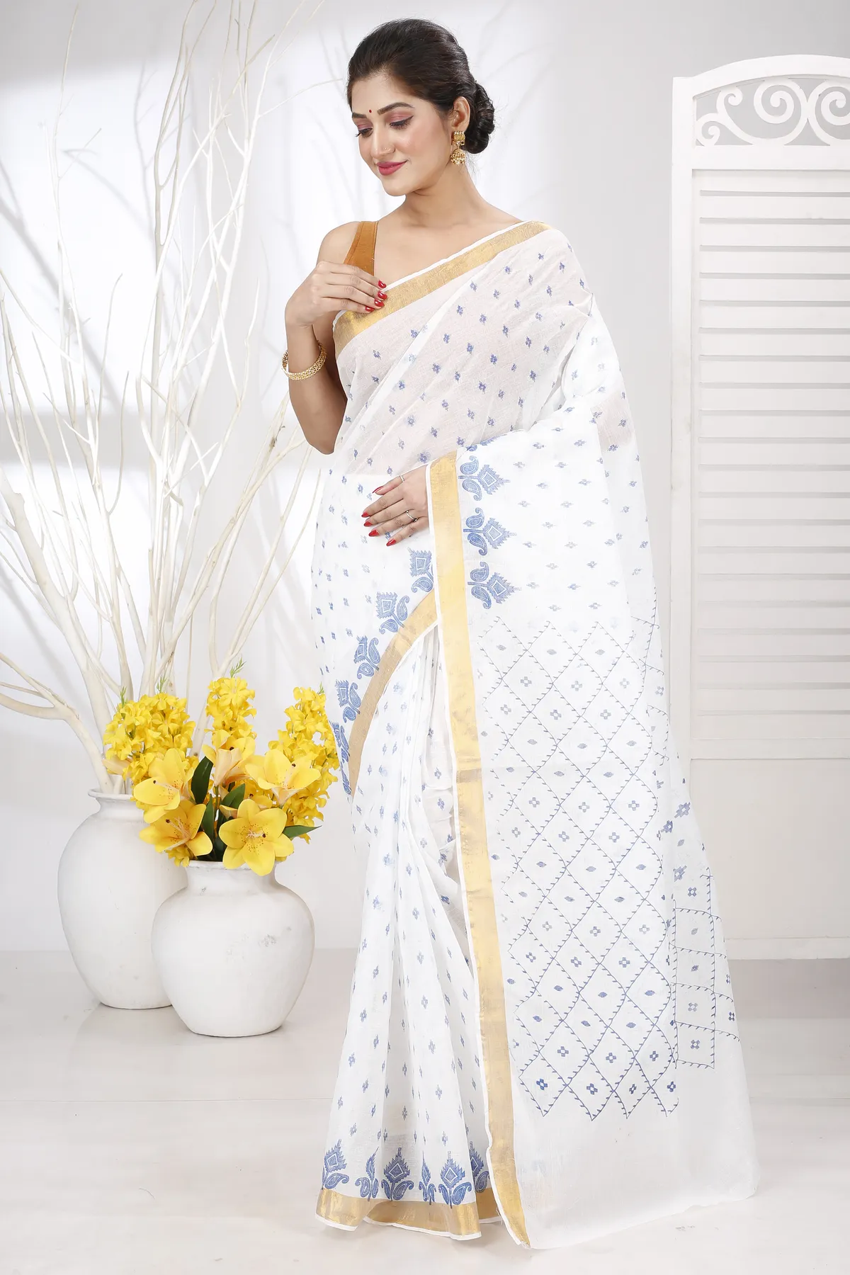 DipDiya Pure Cotton White Blue Ekant Print Crafted by Artisans Printed Tant Sarees