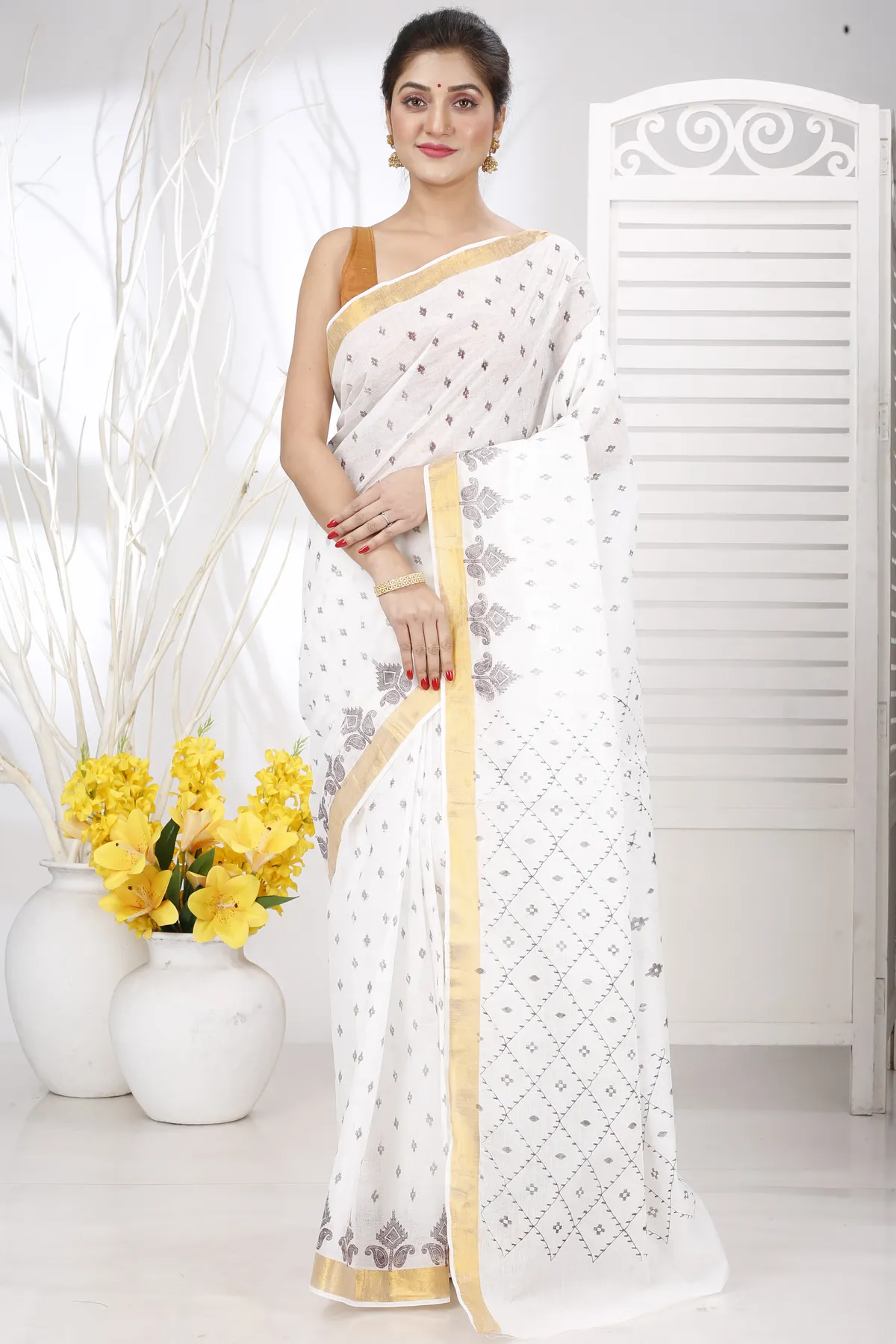 DipDiya Pure Cotton White Brown Ekant Print Classic Bengali Printed Tant Sarees