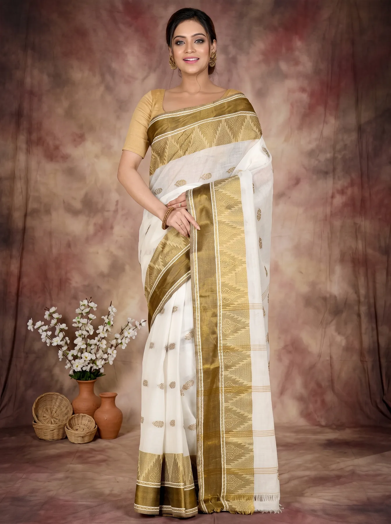 DipDiya Pure Cotton White Brown Sadasob Handloom Heritage Tant Sarees