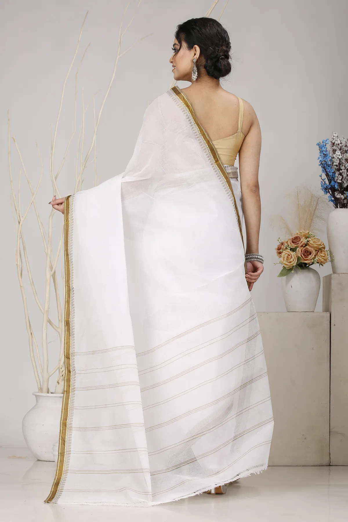 DipDiya Pure Cotton White Brown Subra Woven by Hand Tant Sarees