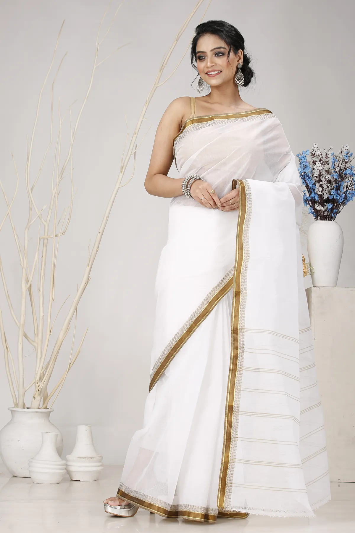 DipDiya Pure Cotton White Brown Subra Woven by Hand Tant Sarees