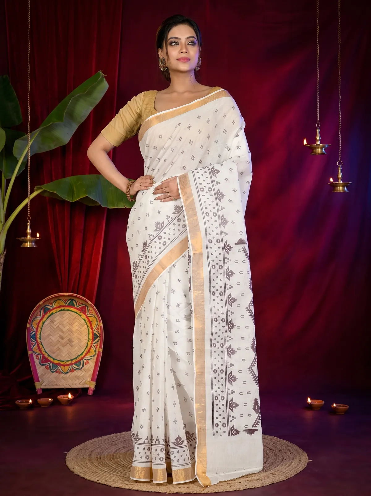 DipDiya Pure Cotton White Dark Brown Ekta Print Bengali Heritage Printed Tant Sarees