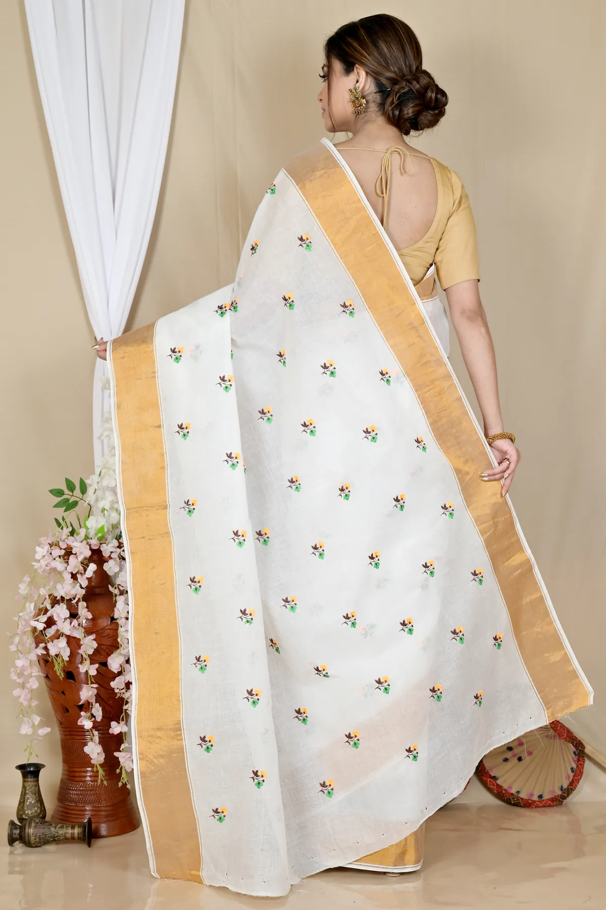 DipDiya Pure Cotton White Glold Leome Timeless Elegance Embroidery Tant Sarees