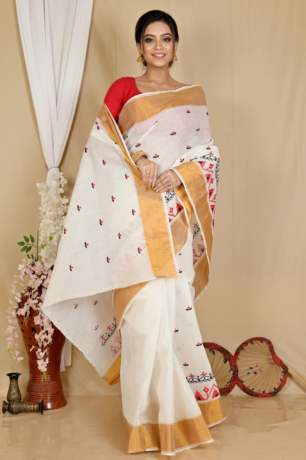 DipDiya Pure Cotton White Glold Leome Traditional Elegance Embroidery Tant Sarees
