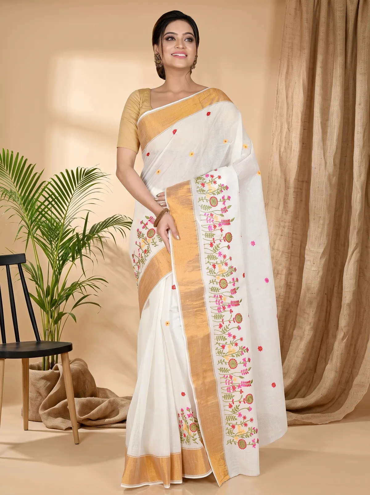 DipDiya Pure Cotton White Gold Askiti Bengali Heritage Embroidery Tant Sarees