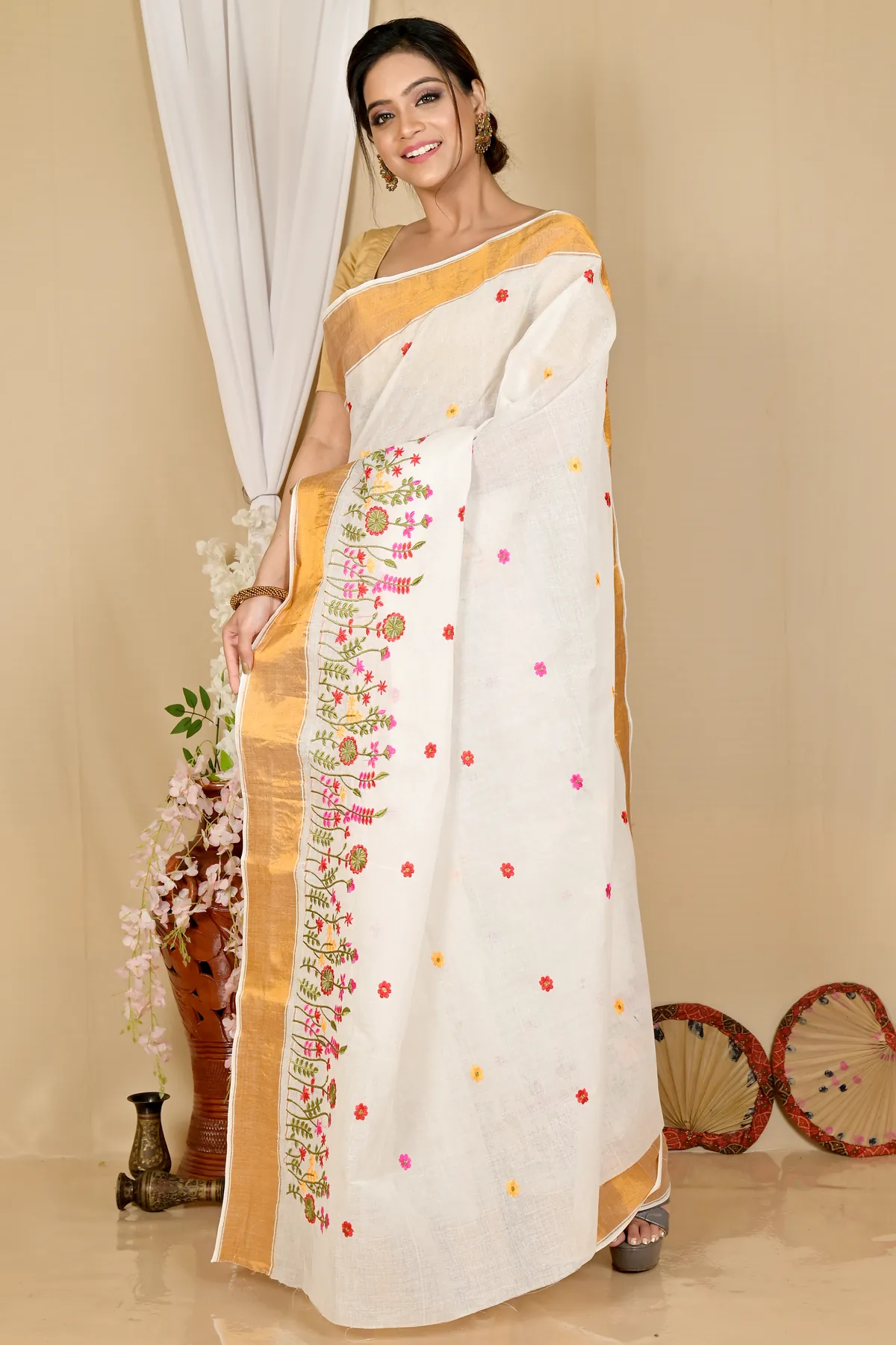 DipDiya Pure Cotton White Gold Askiti Bengali Heritage Embroidery Tant Sarees