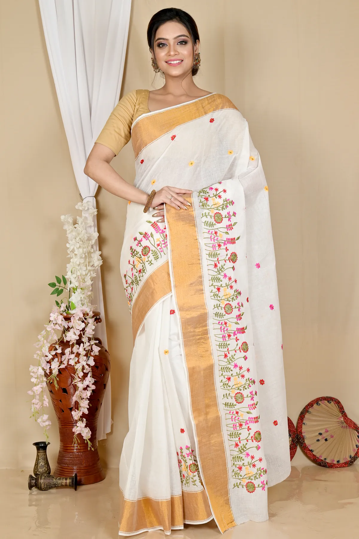 DipDiya Pure Cotton White Gold Askiti Bengali Heritage Embroidery Tant Sarees