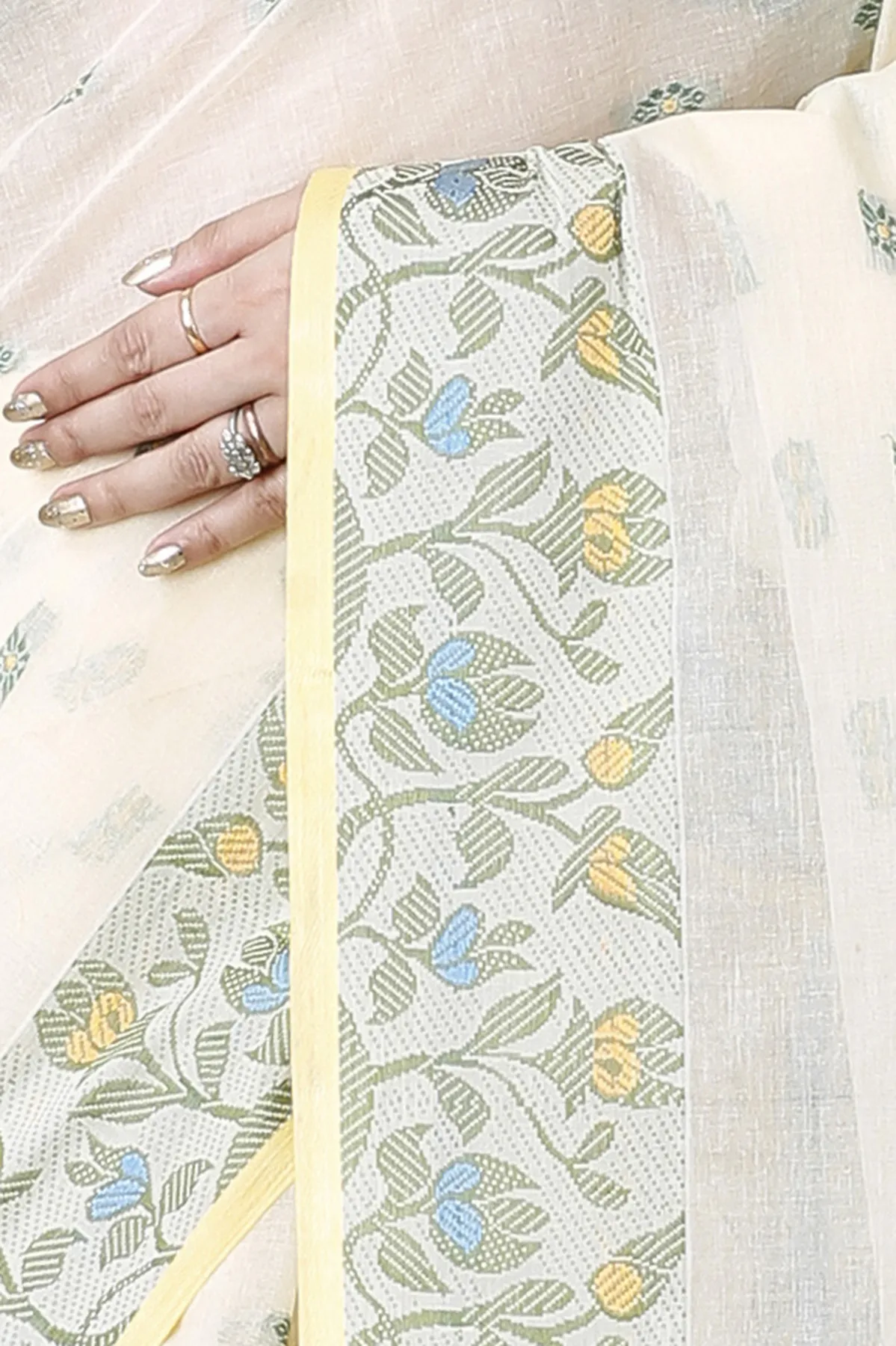 DipDiya Pure Cotton White Gopika Elegant by Tradition Tant Sarees