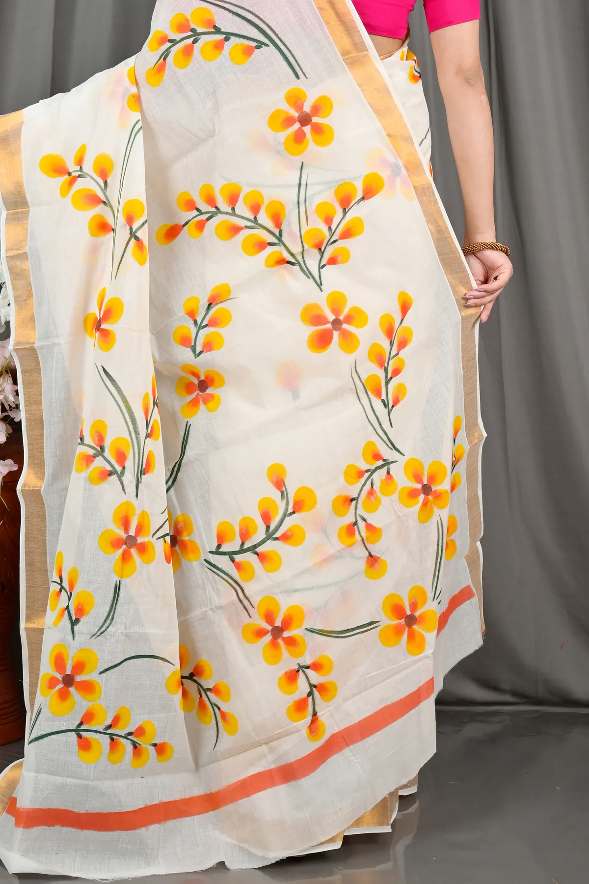DipDiya Pure Cotton White Hataka Effortless Traditions Hand Painted Sarees