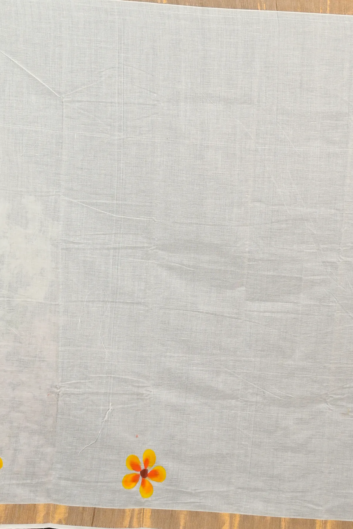 DipDiya Pure Cotton White Hataka Effortless Traditions Hand Painted Sarees