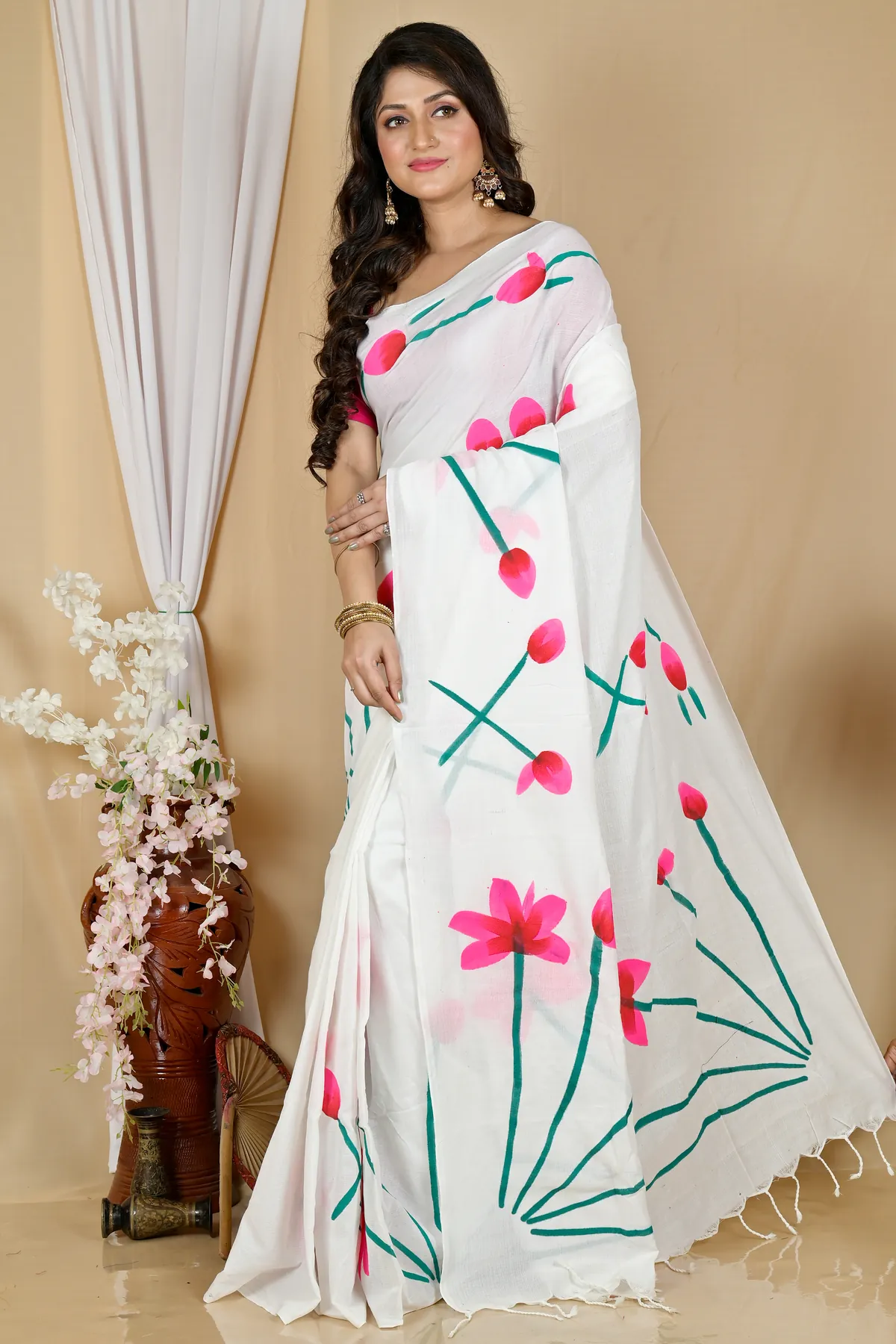 DipDiya Pure Cotton White Kamal Heritage Elegance Hand Painted Sarees