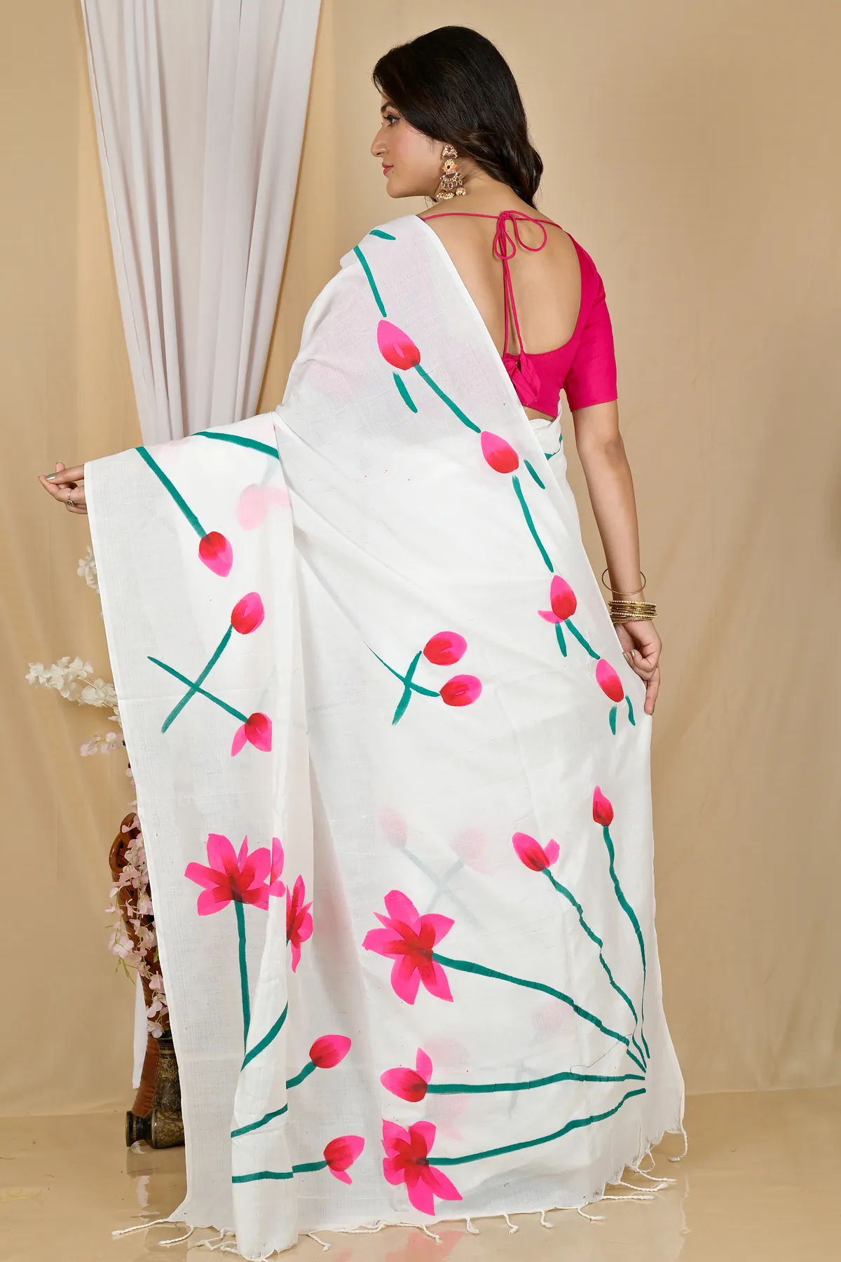 DipDiya Pure Cotton White Kamal Heritage Elegance Hand Painted Sarees