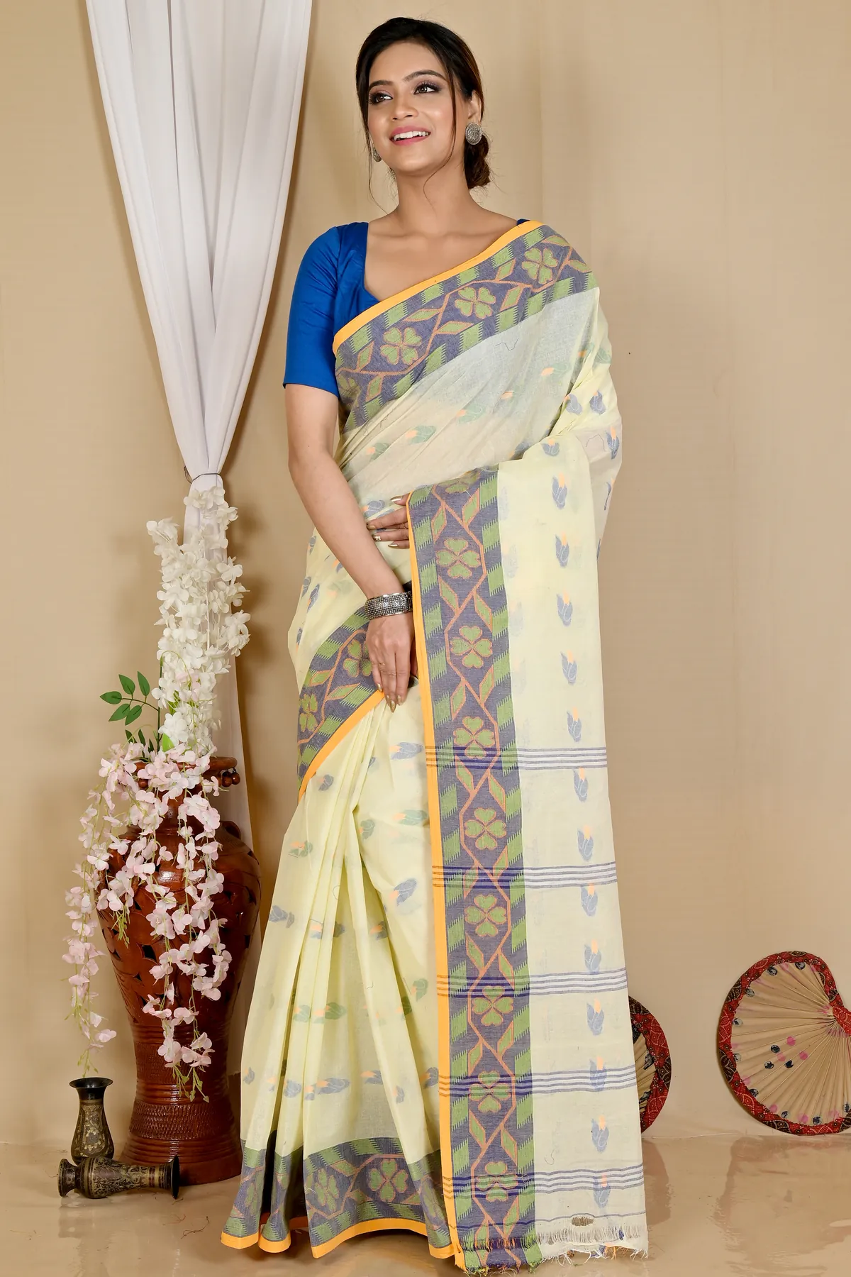 DipDiya Pure Cotton White Komtai Crafted by Artisans Tant Sarees