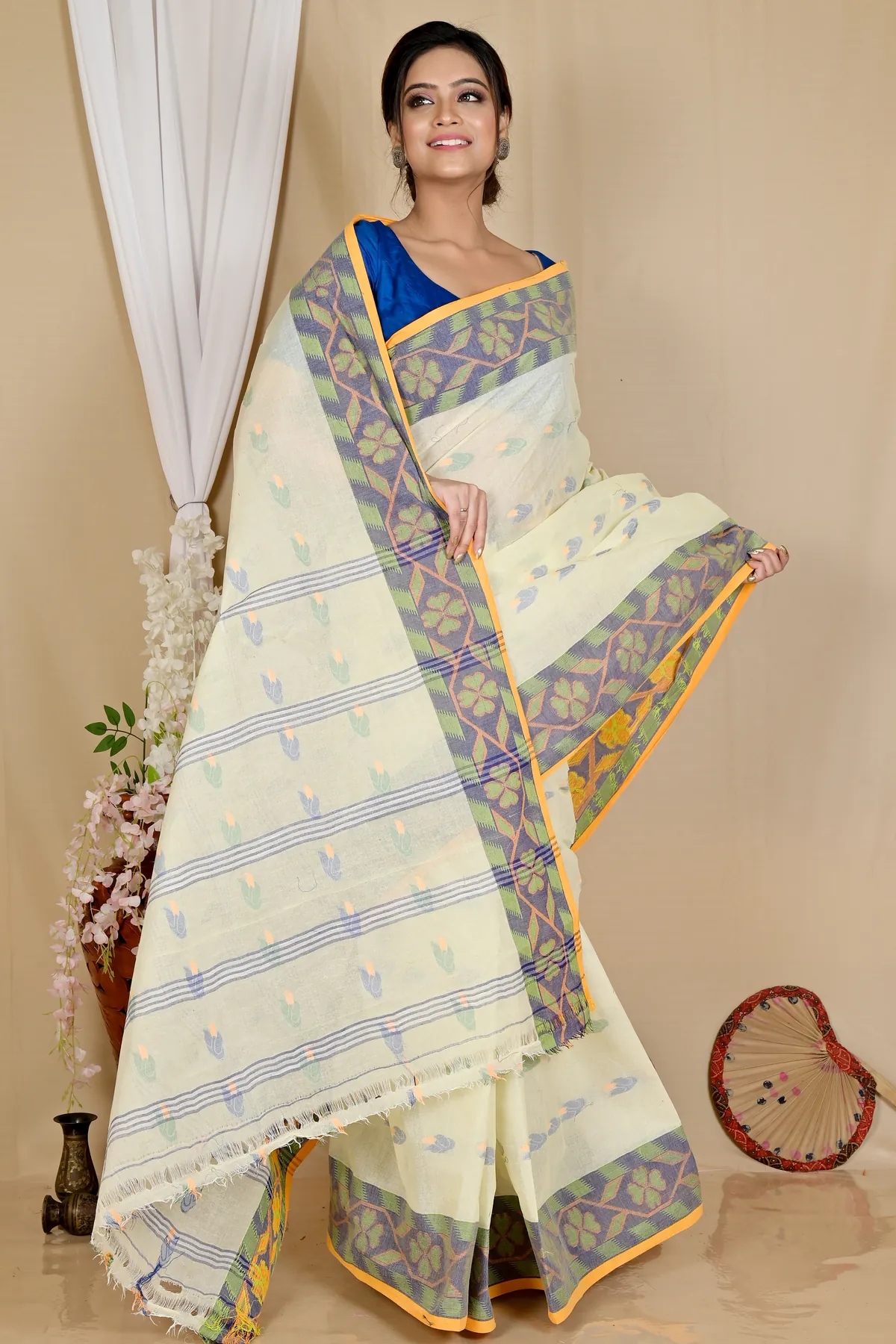 DipDiya Pure Cotton White Komtai Crafted by Artisans Tant Sarees