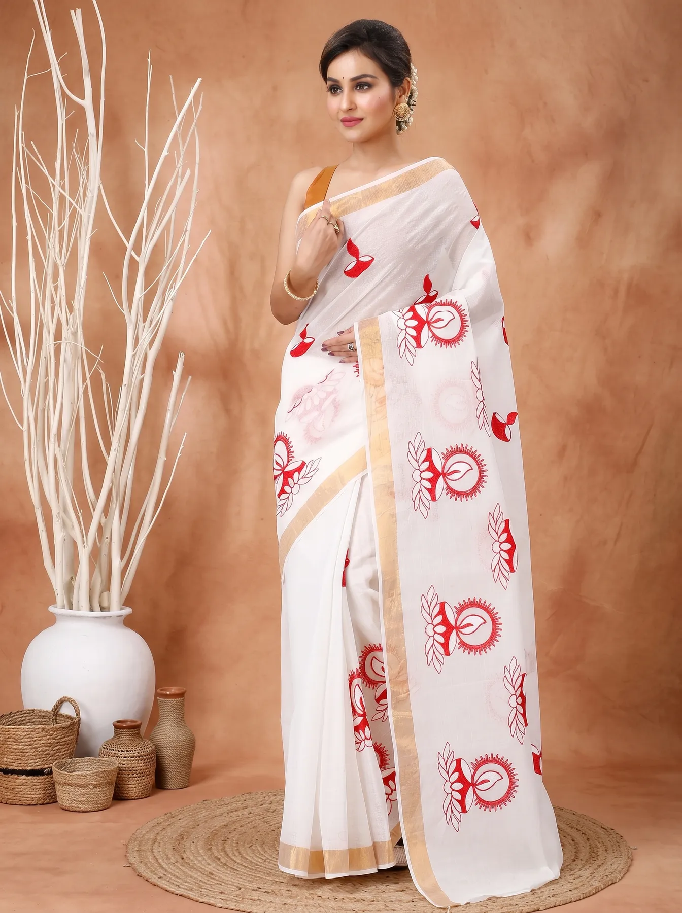 DipDiya Pure Cotton White Leo Timeless Bengal Embroidery Tant Sarees