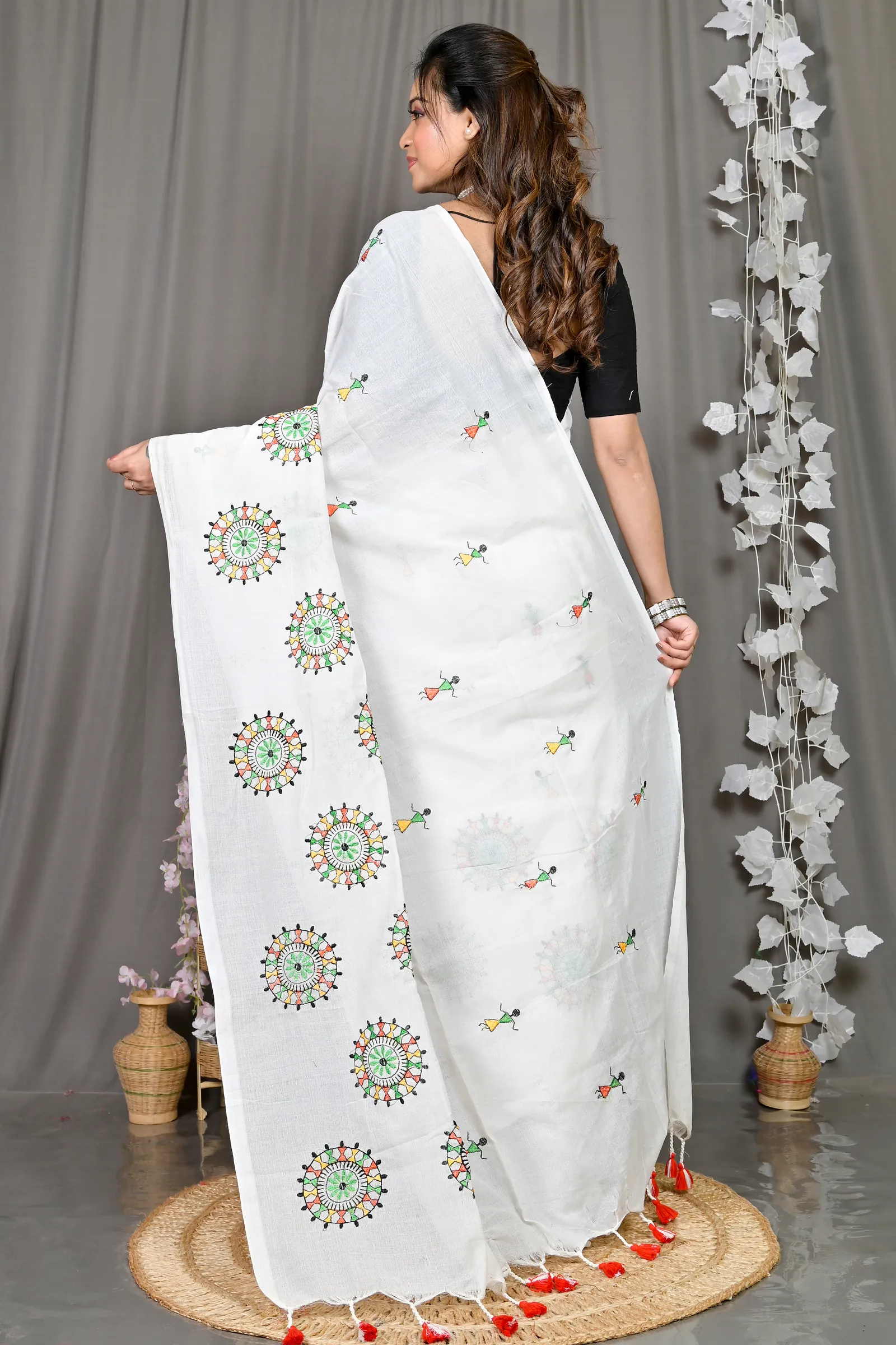 DipDiya Pure Cotton White Parama Threads of Tradition Embroidery Handloom sarees