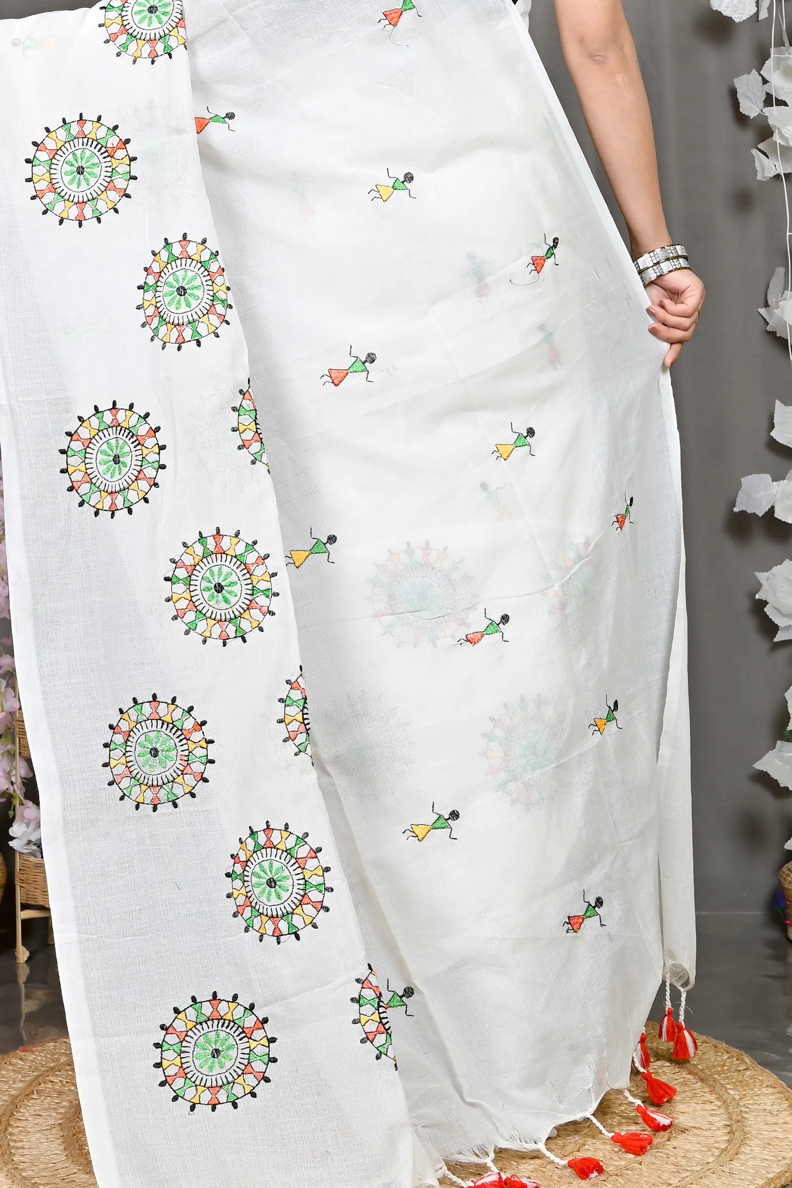 DipDiya Pure Cotton White Parama Threads of Tradition Embroidery Handloom sarees