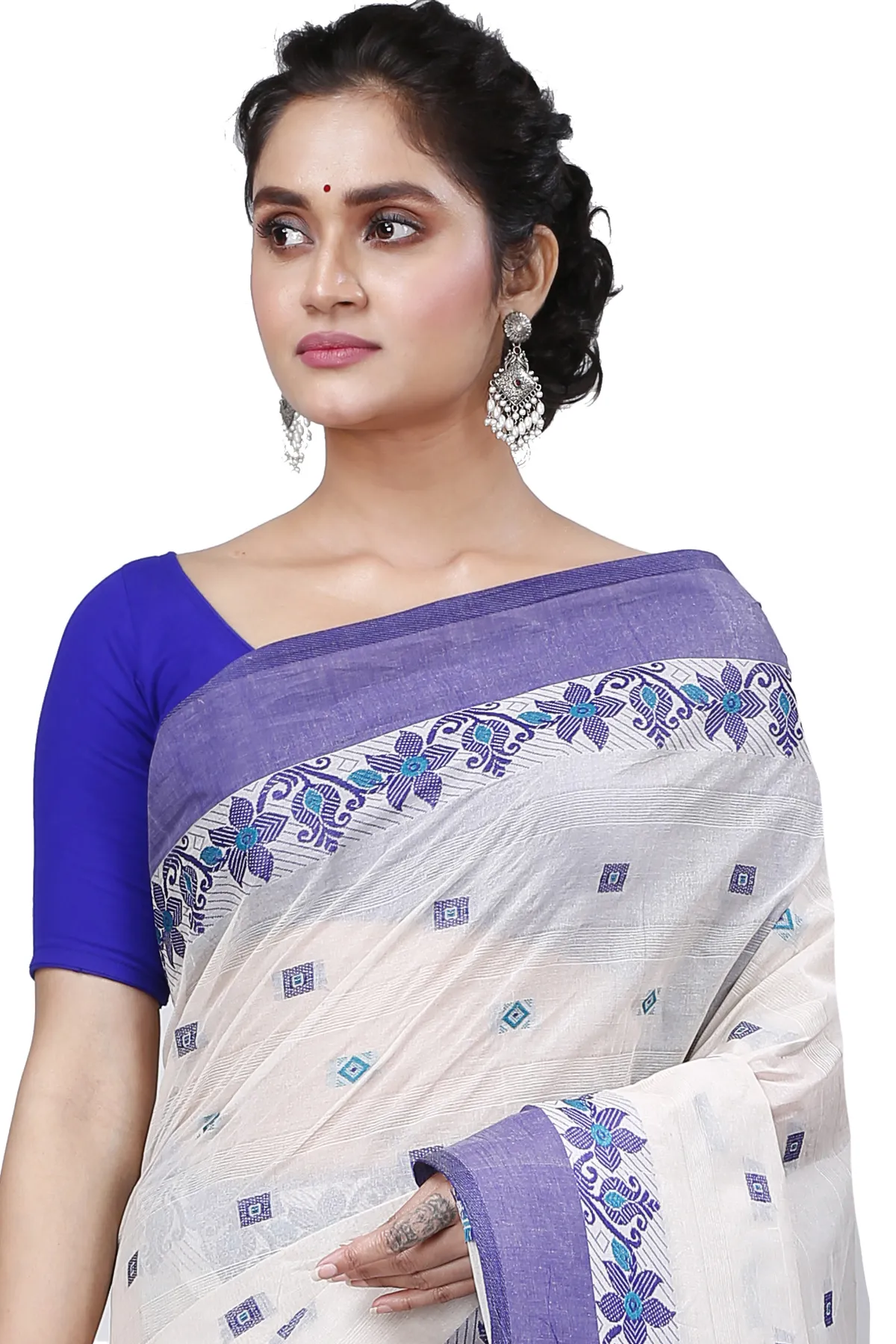 DipDiya Pure Cotton White Ramala Tradition in Every Thread Tant Sarees