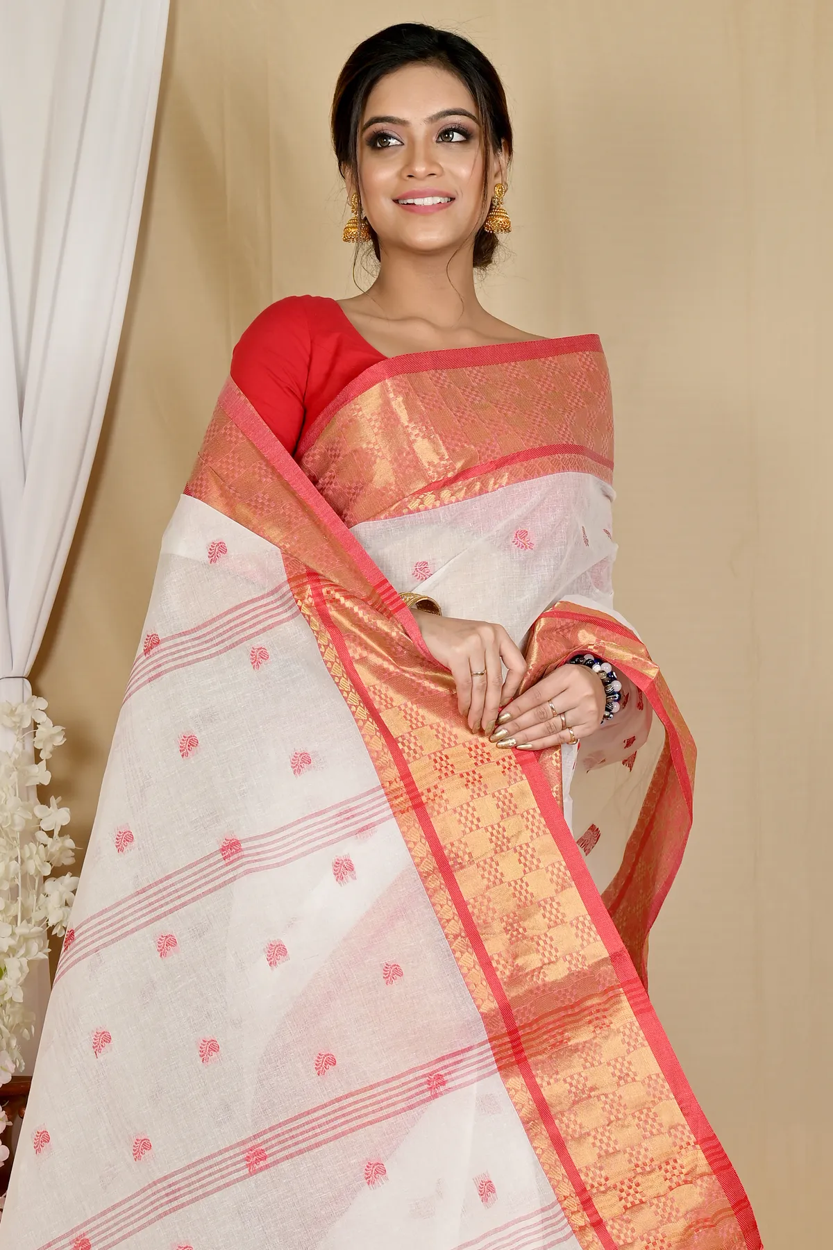 DipDiya Pure Cotton White Red Atula Handcrafted Elegance Tant Sarees