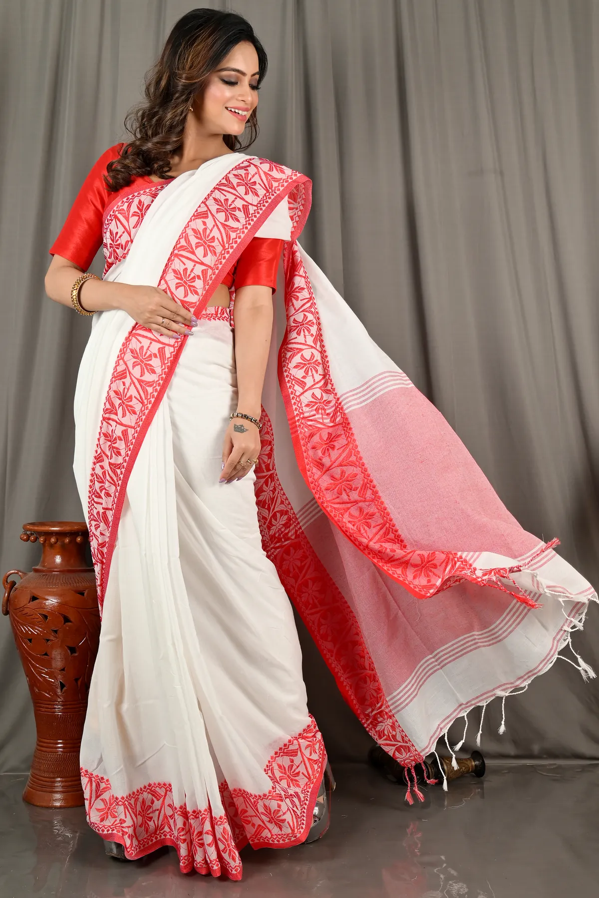 DipDiya Pure Cotton White Red Borma Bengal’s Tradition Handloom Sarees
