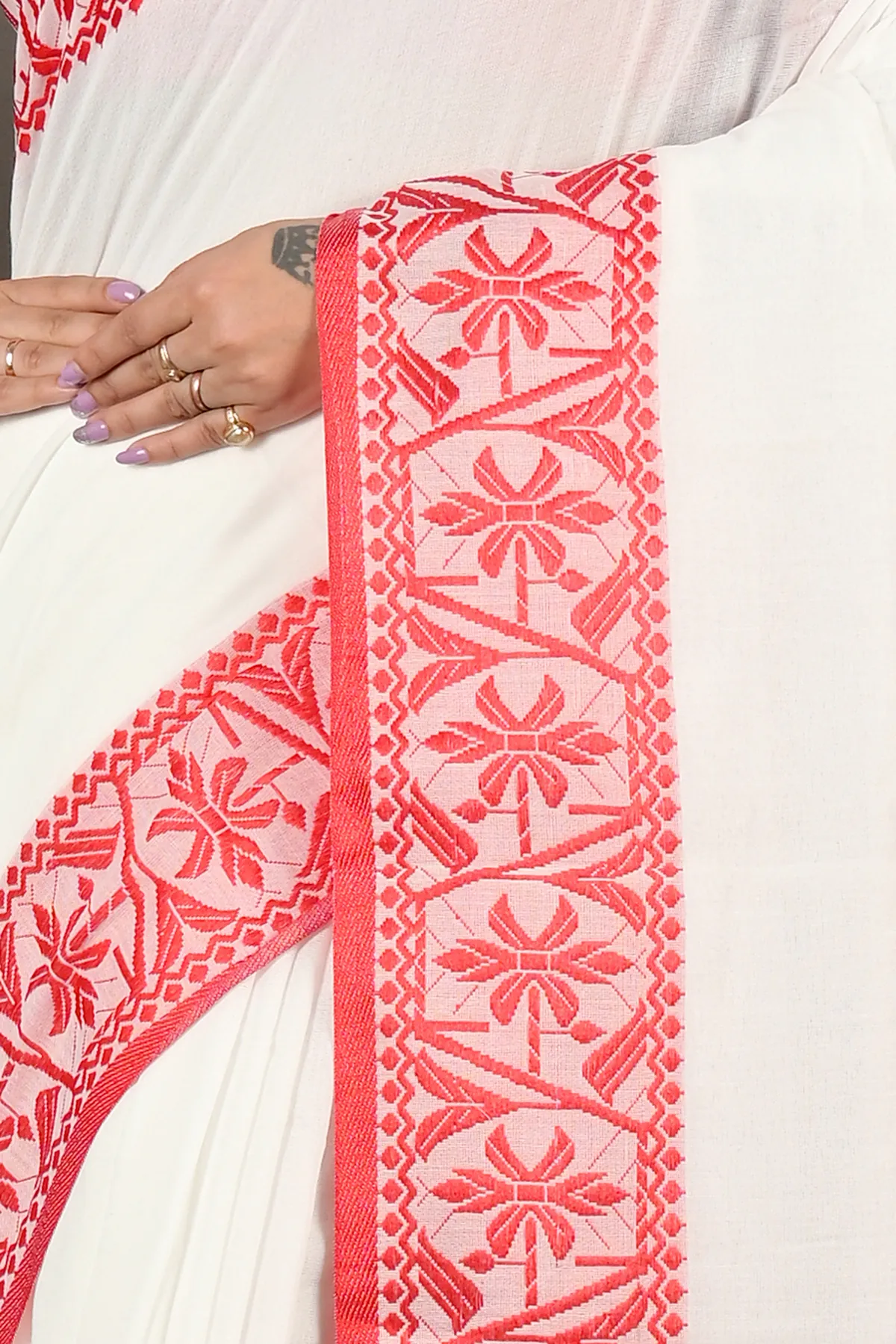 DipDiya Pure Cotton White Red Borma Bengal’s Tradition Handloom Sarees