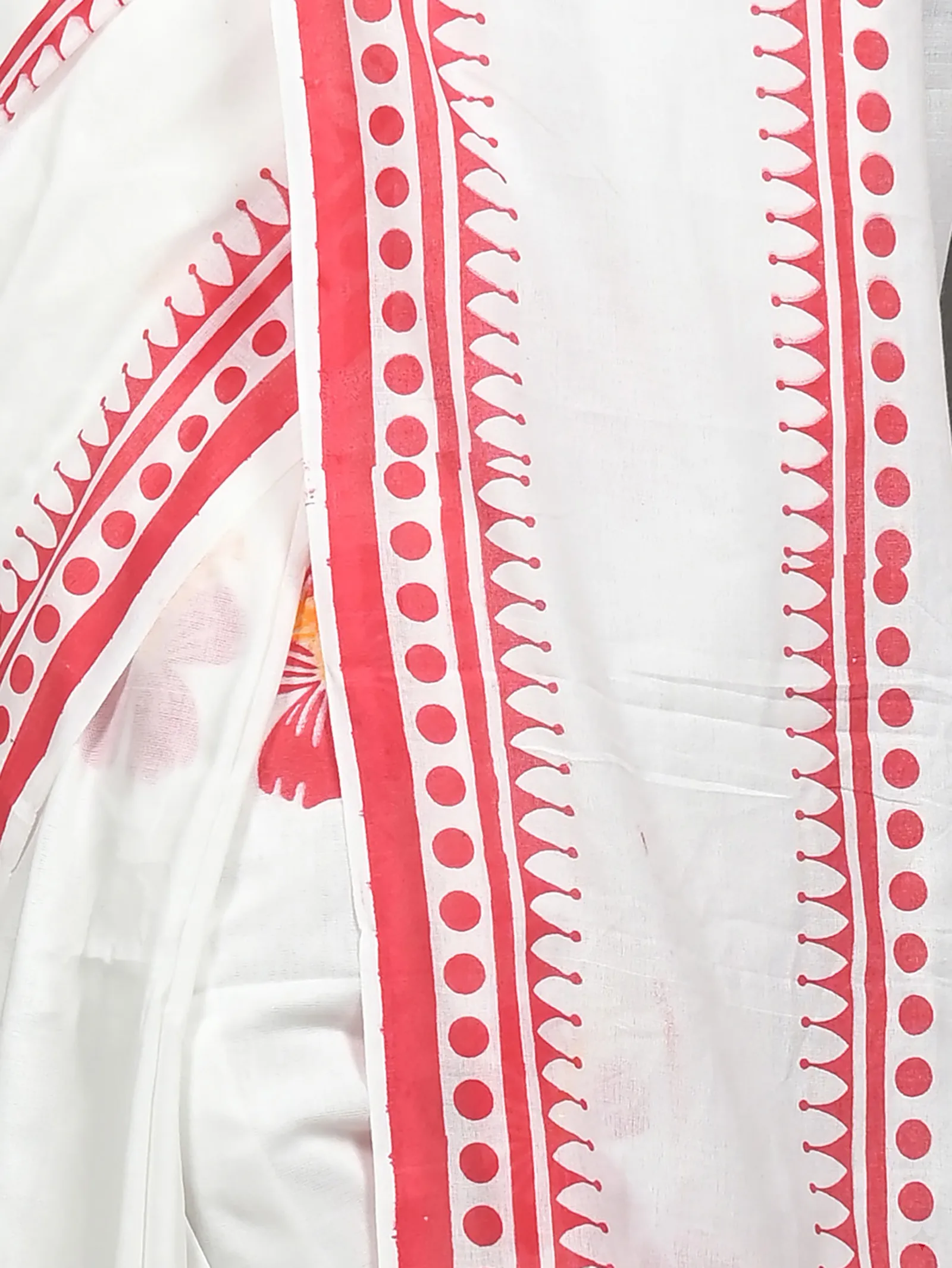 DipDiya Pure Cotton White Red Borma Crafted by Artisans Handloom Sarees