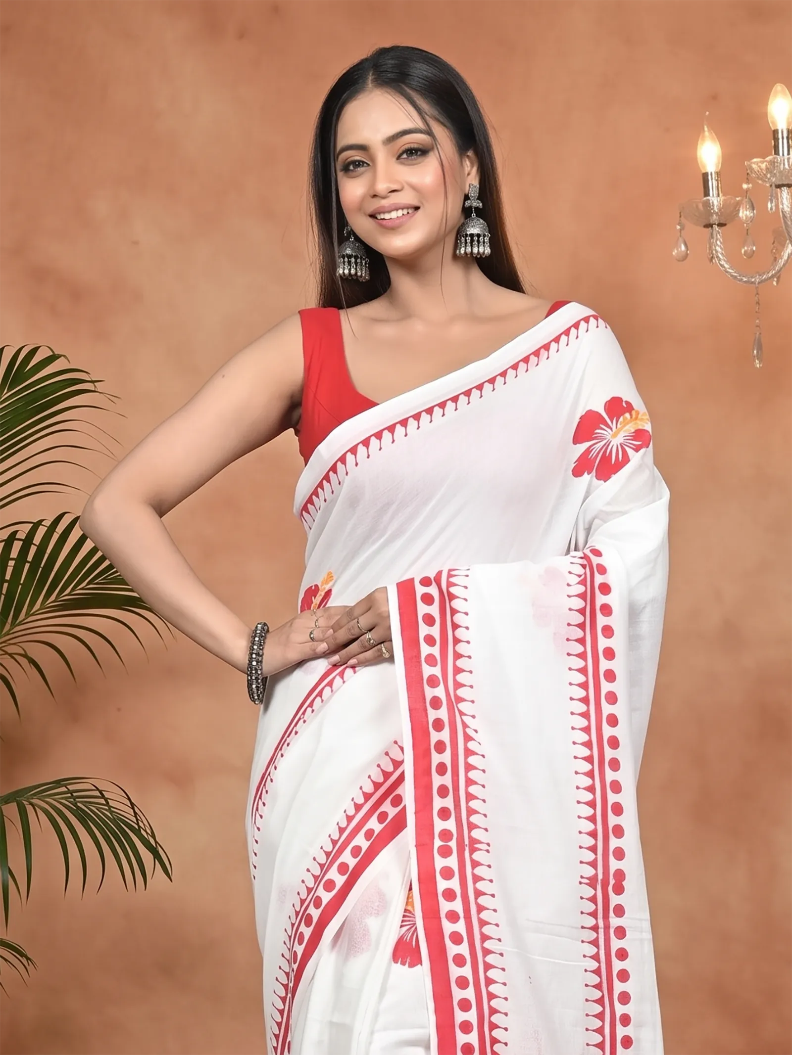 DipDiya Pure Cotton White Red Borma Crafted by Artisans Handloom Sarees
