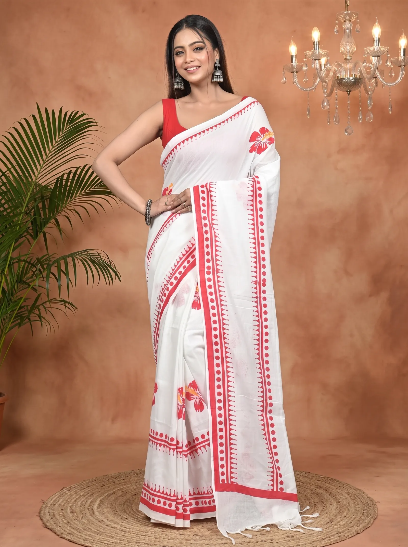 DipDiya Pure Cotton White Red Borma Crafted by Artisans Handloom Sarees