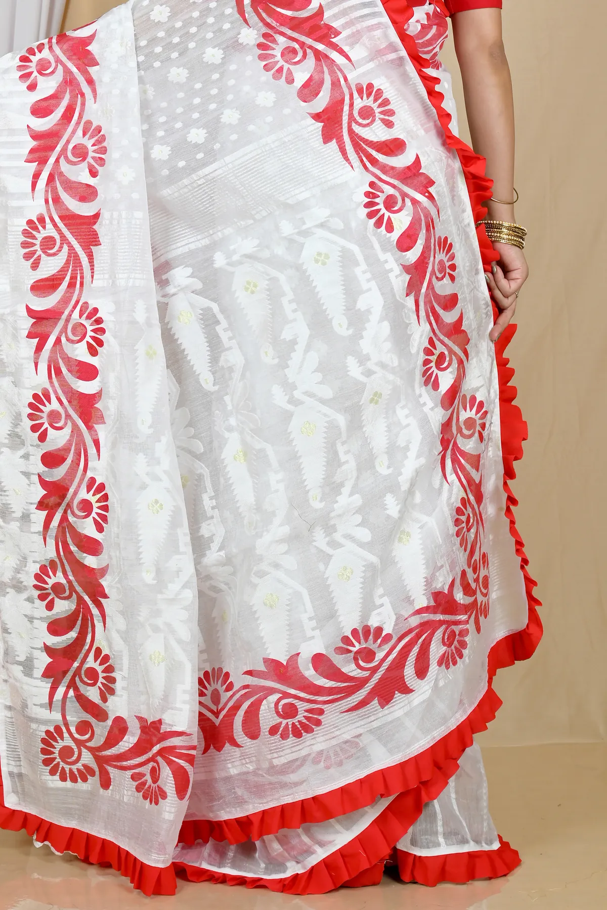DipDiya Pure Cotton White Red Borma Wrapped in Heritage Handloom Sarees