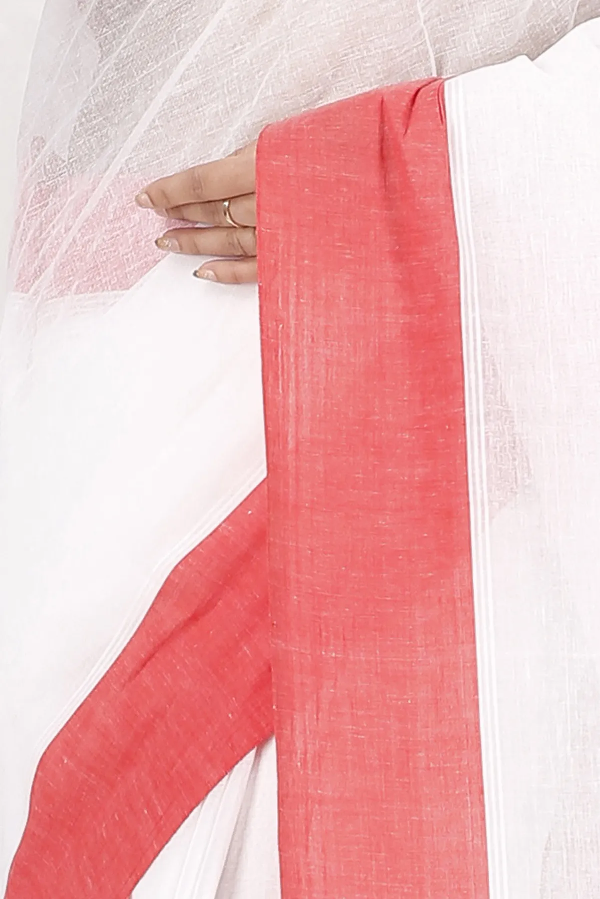 DipDiya Pure Cotton White Red Elu Than Bengal’s Legacy Tant Sarees
