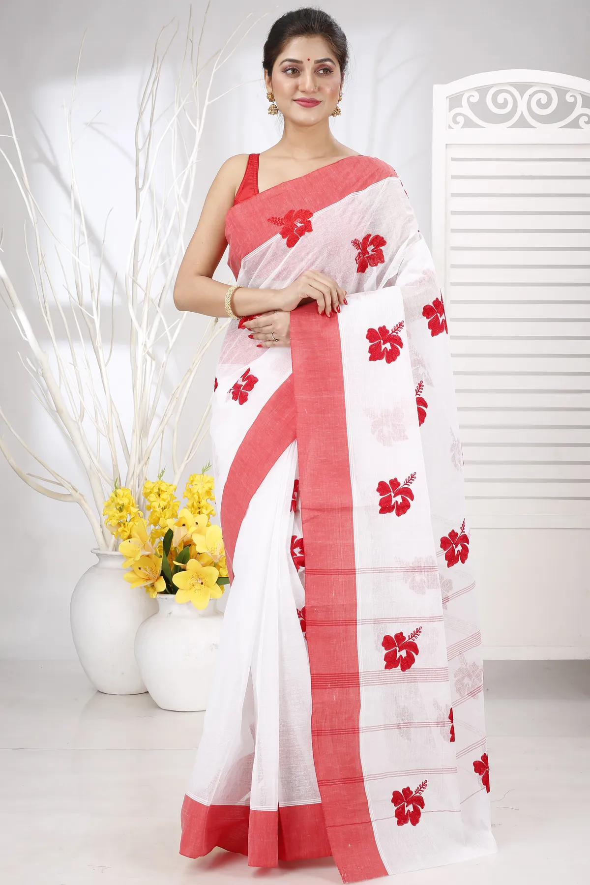 DipDiya Pure Cotton White Red Embi Elu Joba Effortless Tradition Embroidery Tant Sarees