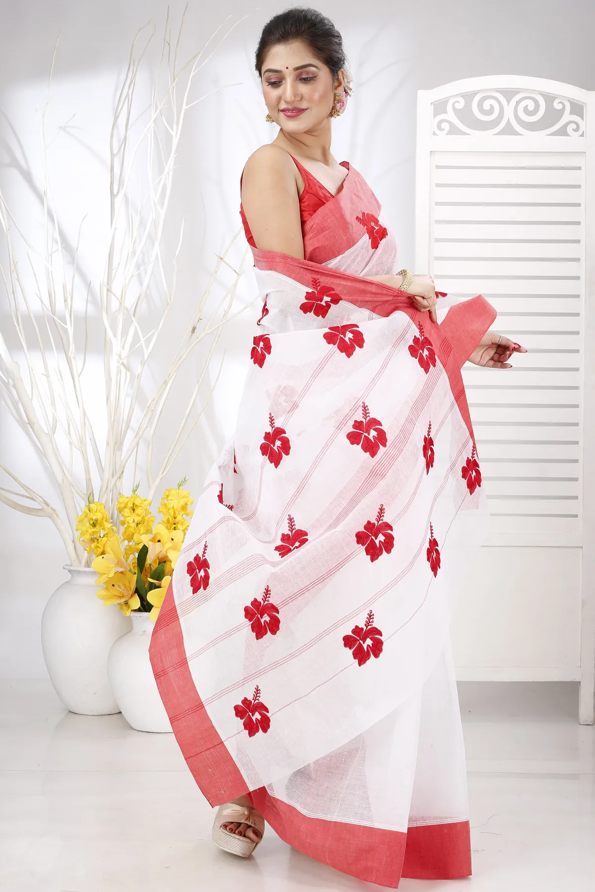 DipDiya Pure Cotton White Red Embi Elu Joba Effortless Tradition Embroidery Tant Sarees
