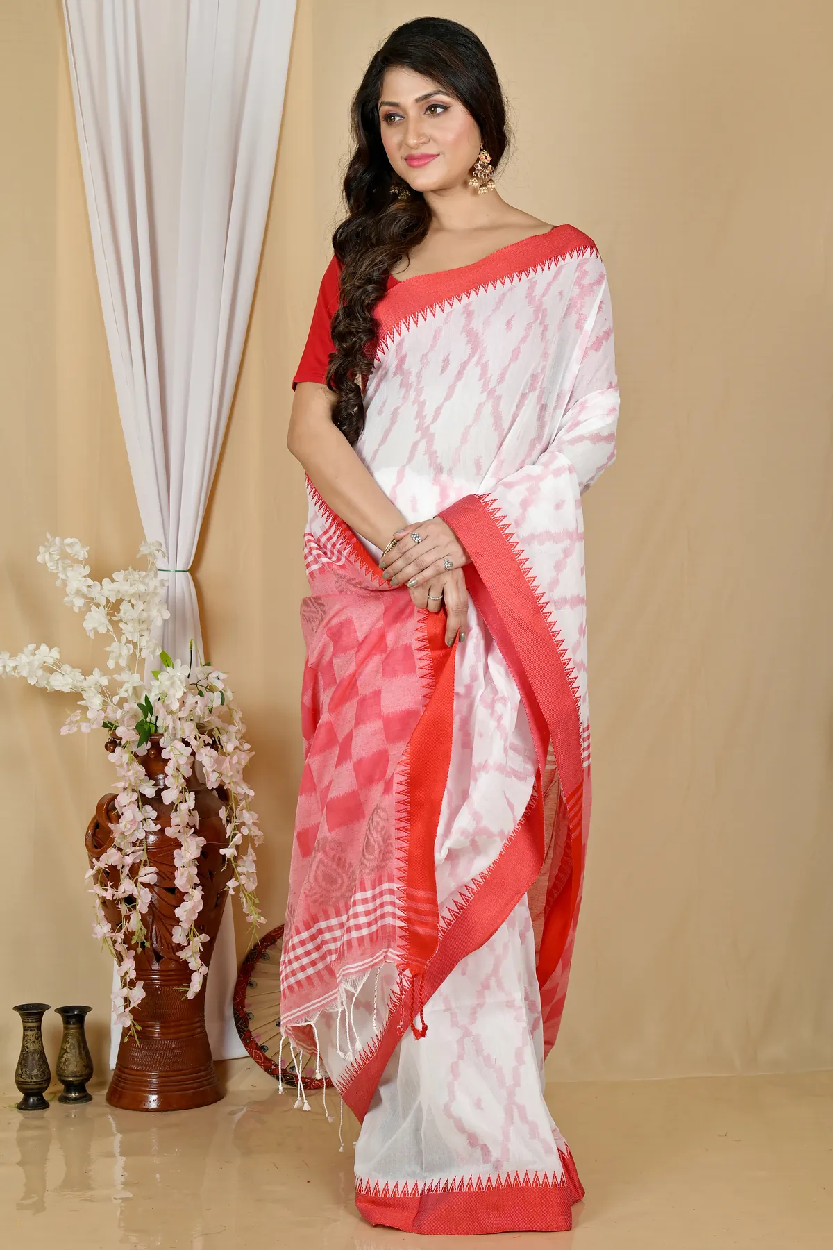 DipDiya Pure Cotton White Red Seuma Threads of Tradition Handloom Sarees