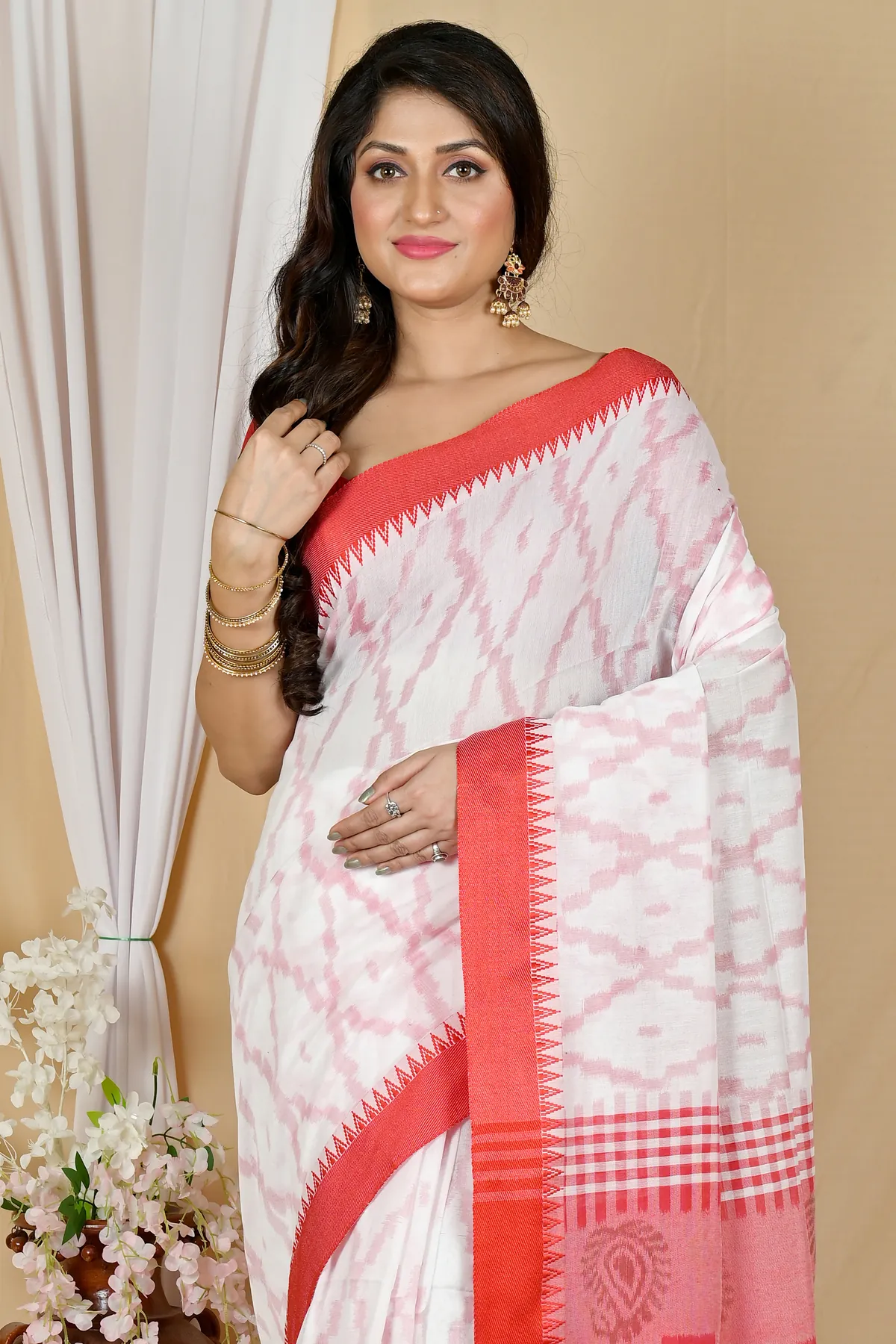 DipDiya Pure Cotton White Red Seuma Threads of Tradition Handloom Sarees