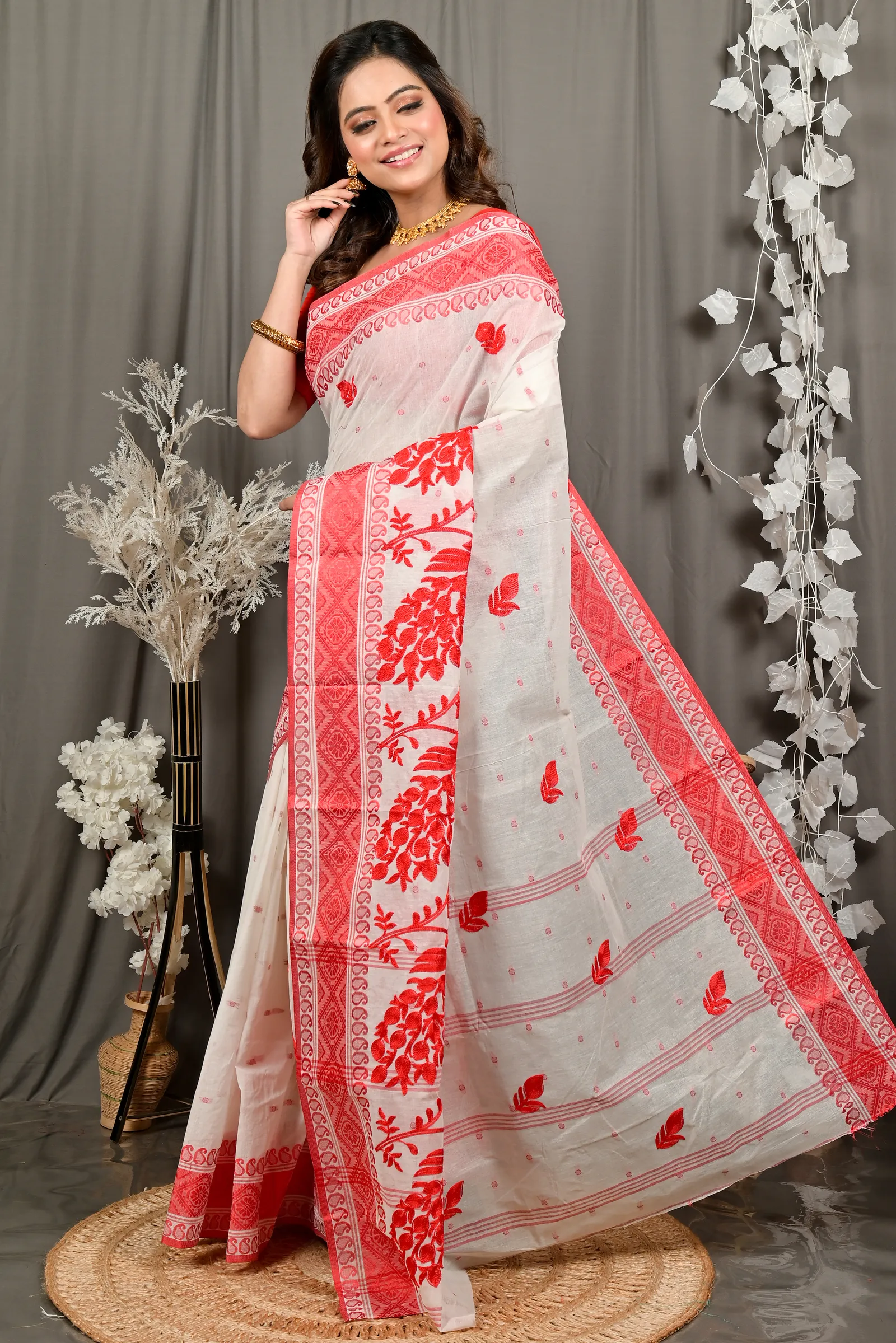 DipDiya Pure Cotton White Red Variti embtat Threads of Tradition Embroidery Tant Sarees