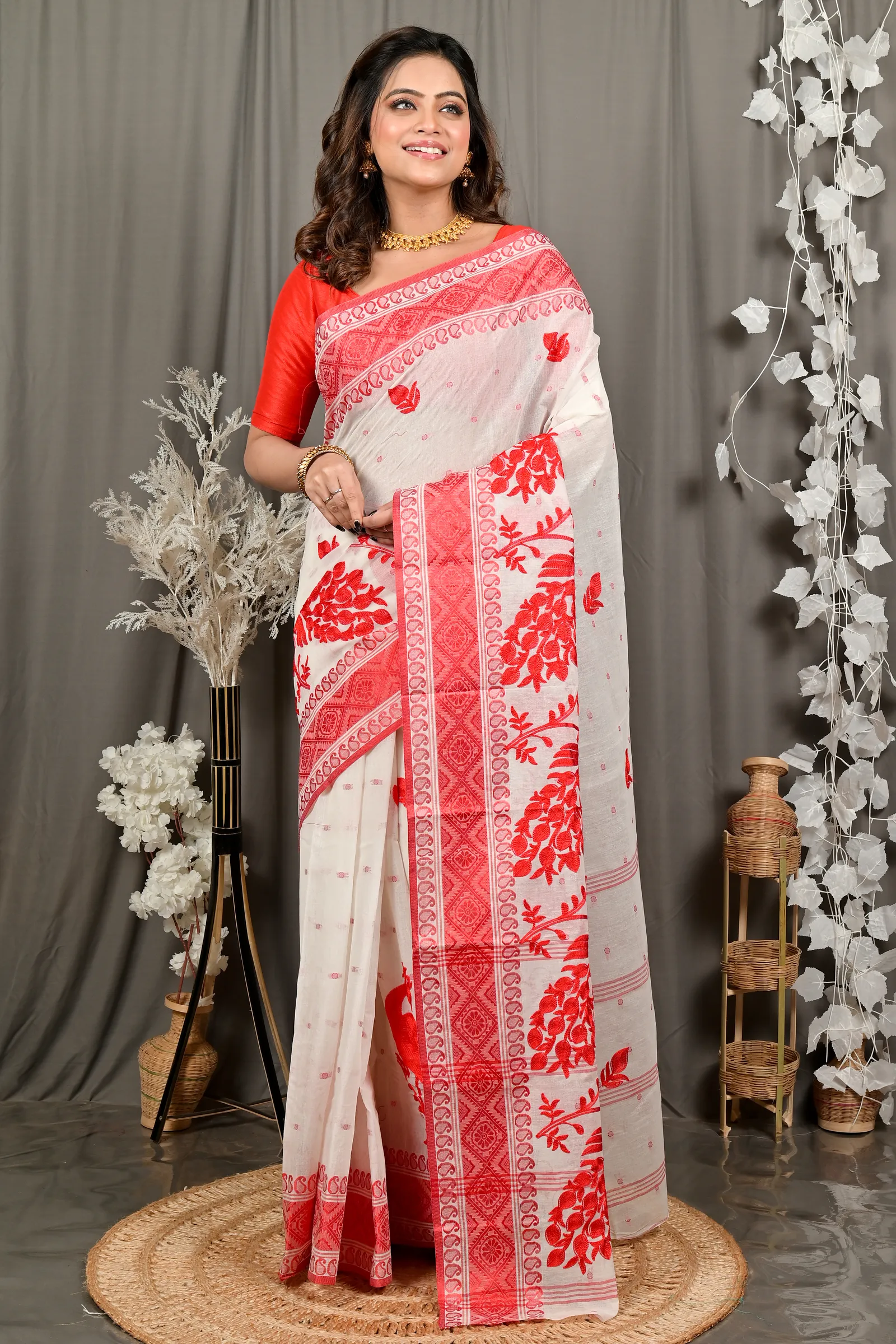 DipDiya Pure Cotton White Red Variti embtat Threads of Tradition Embroidery Tant Sarees