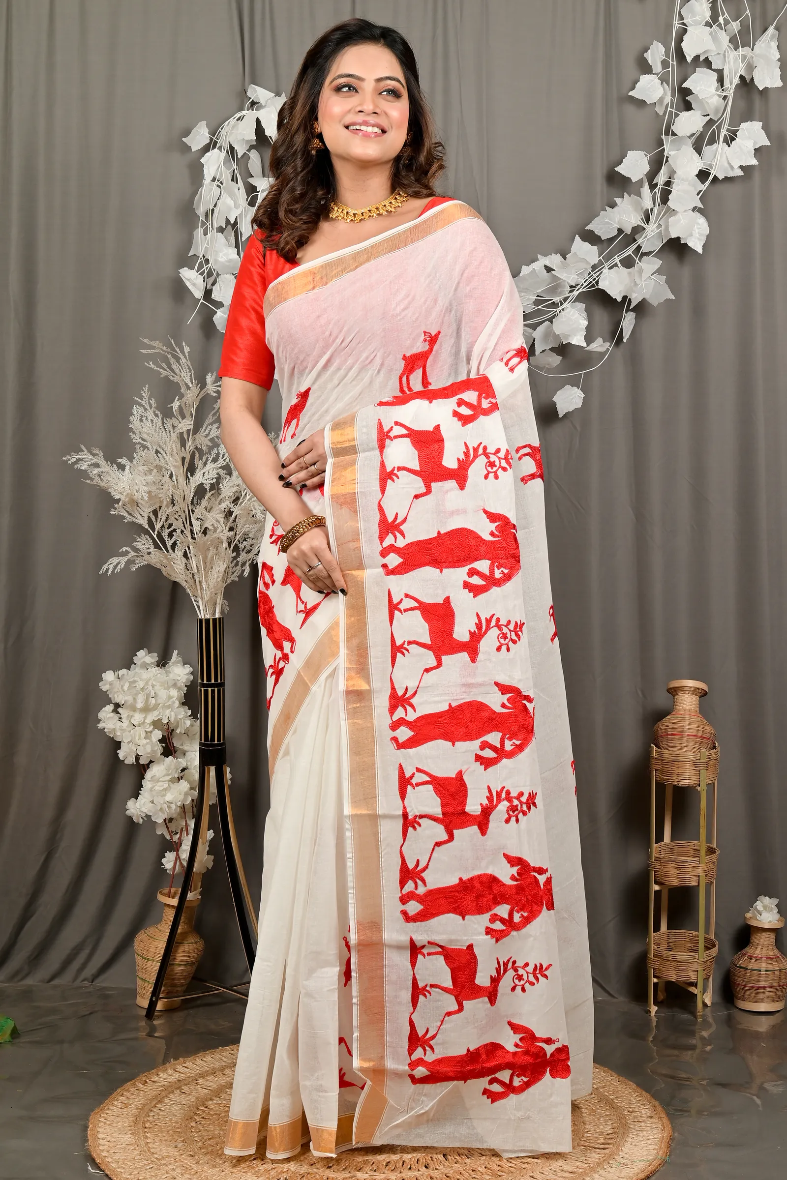 DipDiya Pure Cotton White Red Variti embtat Timeless Bengal Embroidery Tant Sarees