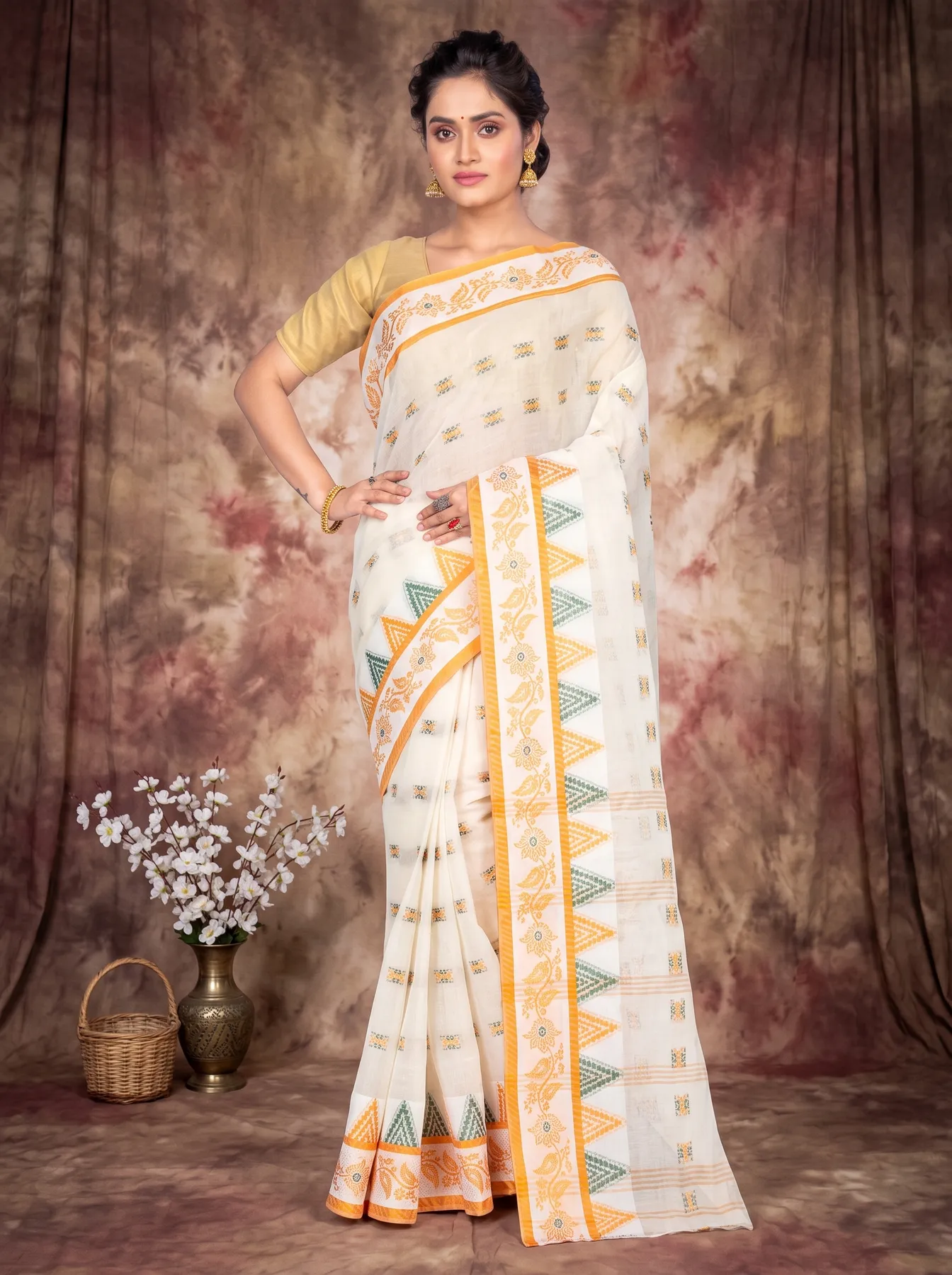 DipDiya Pure Cotton Yellow Alkari Timeless Bengal Tant Sarees